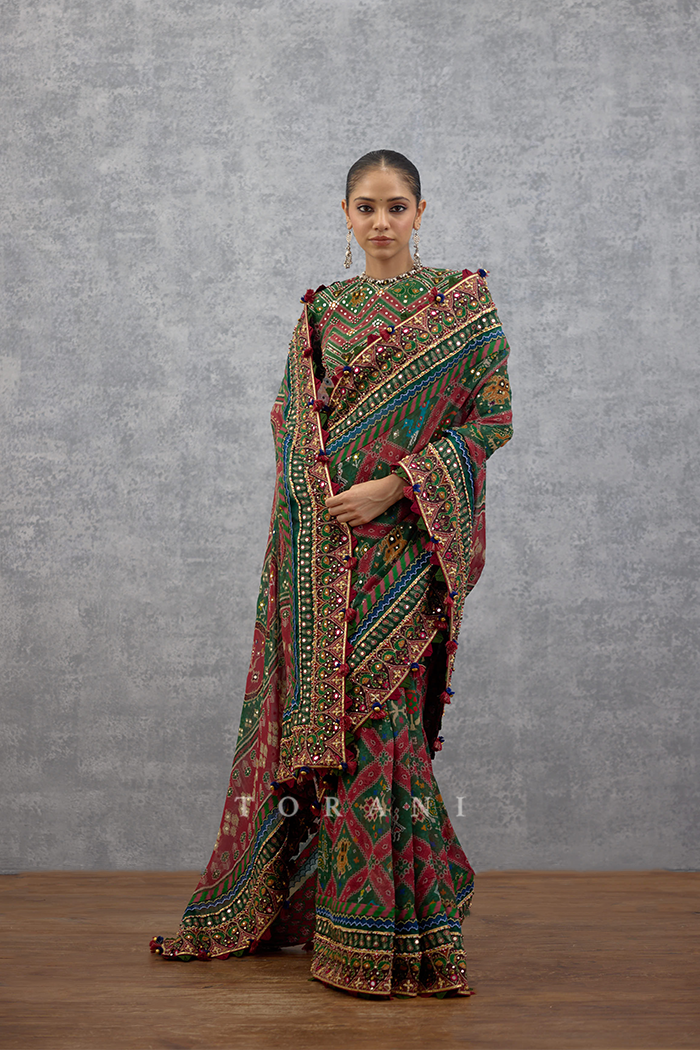 Surkhi Harit Ila Saree