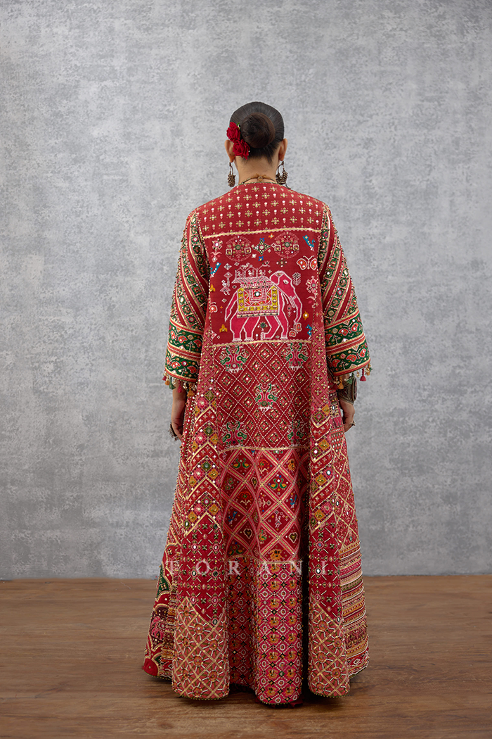 Surkhi Tarabi Cape