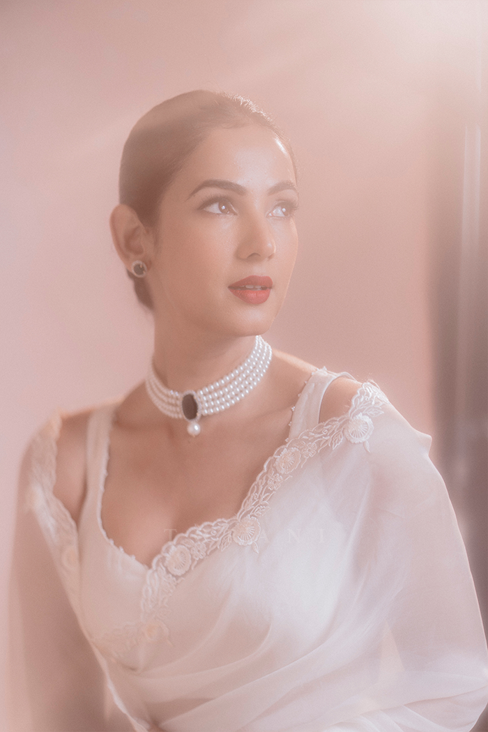 Sonal In Our Swetah Oshma Saree Set