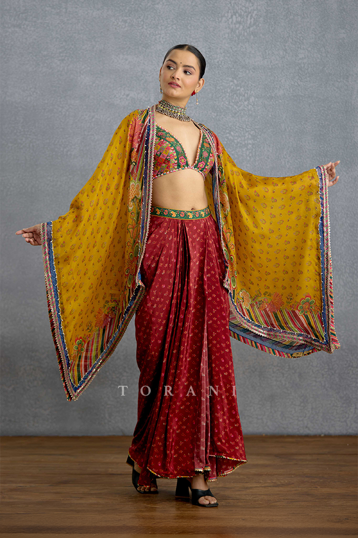 Chitrangi Gulrang Cape Set
