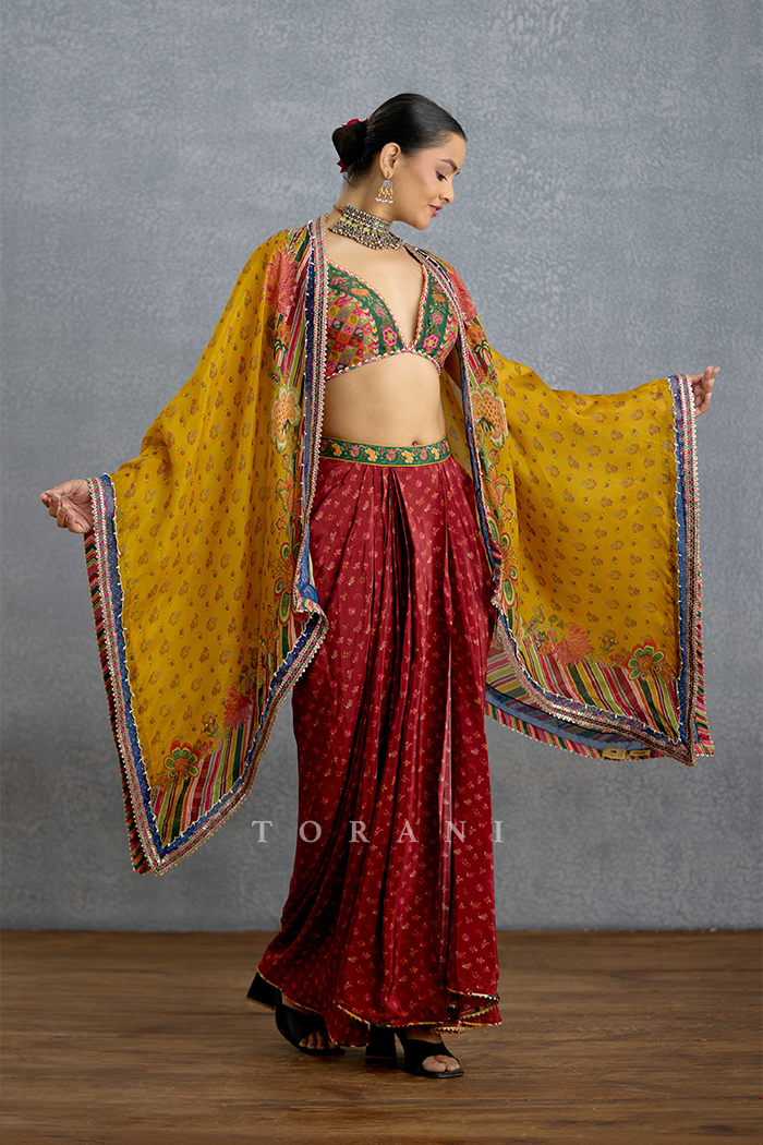 Chitrangi Gulrang Cape Set