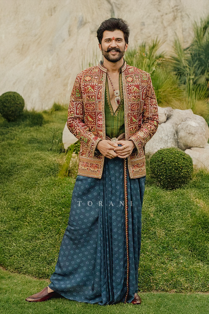 Vijay Deverakonda in our Deccan Maharaja Veshti Set