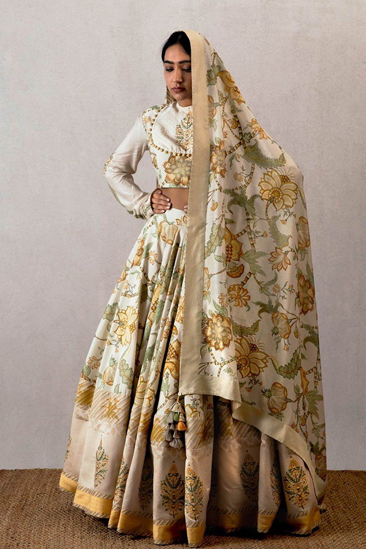 Sarson Cheent Aari Waraq Lehenga Set