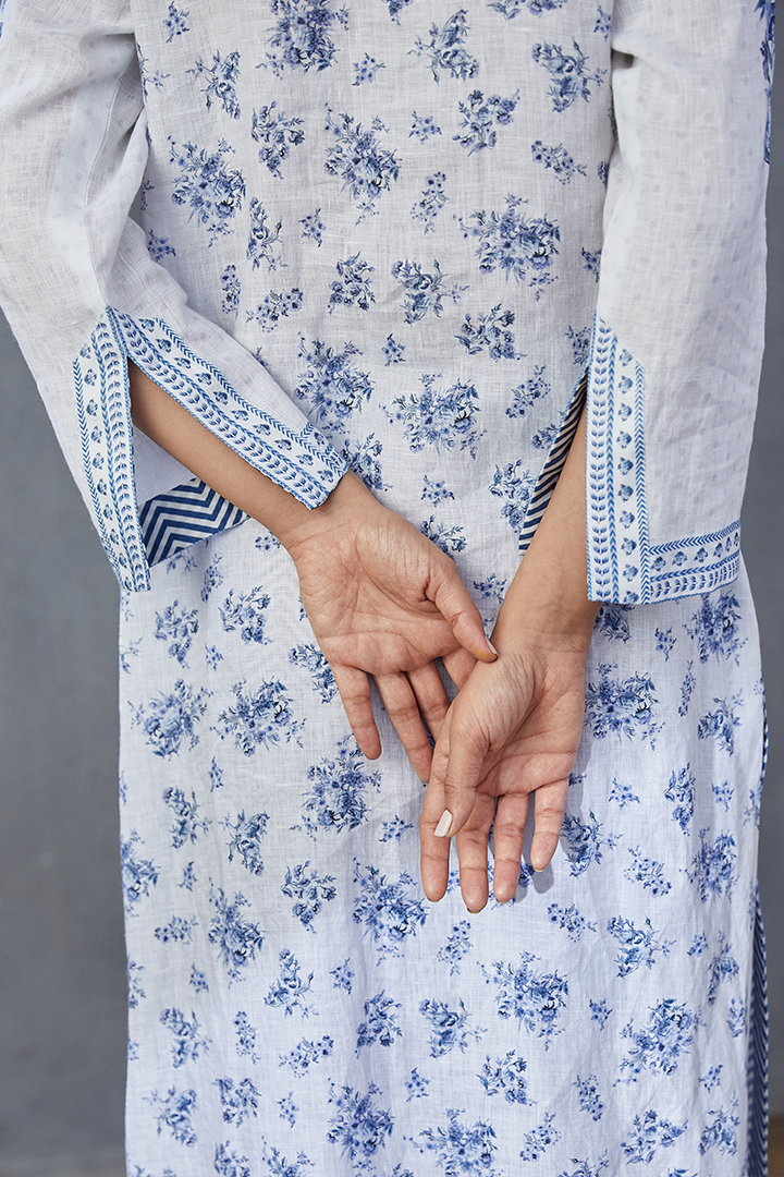 Neeli Kali Abhidah Kurta Set