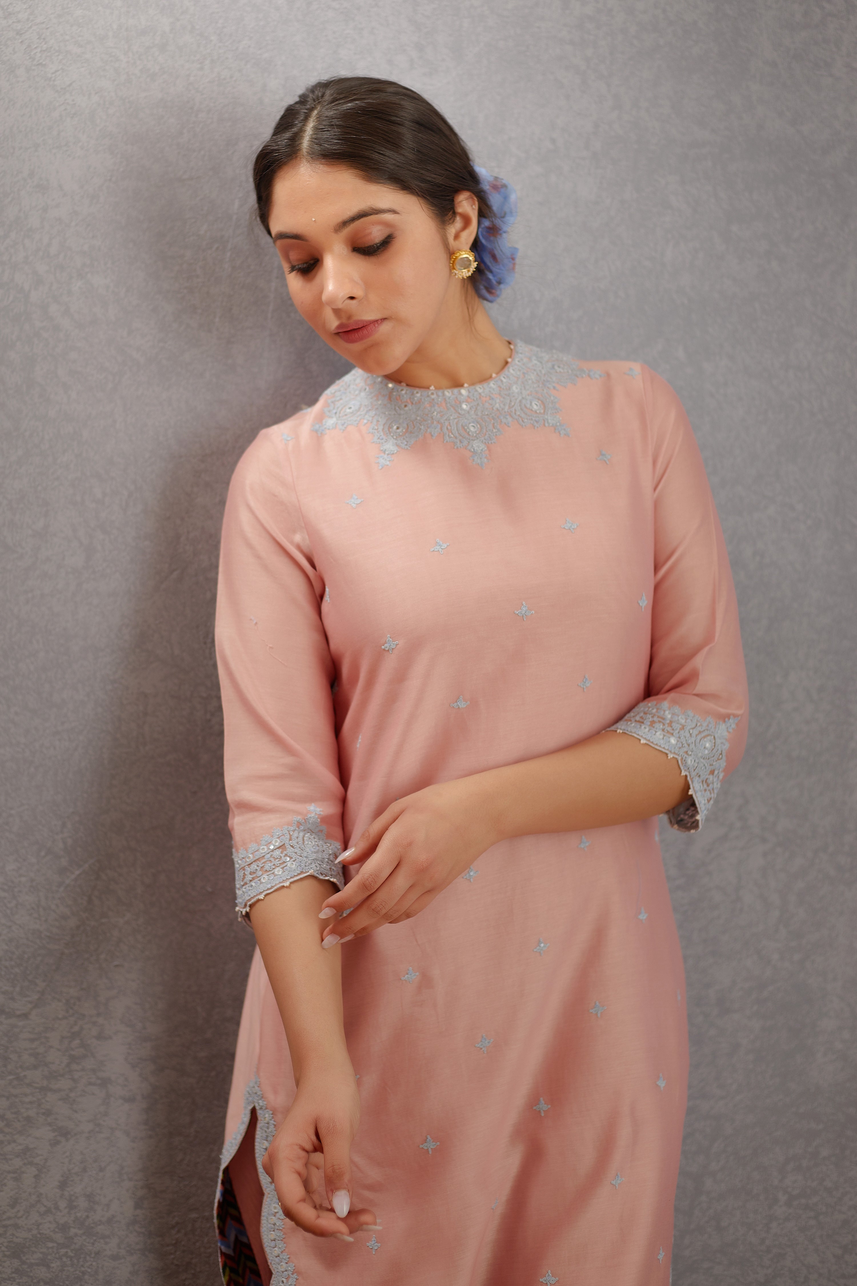 Kaner Urvi Kurta Set