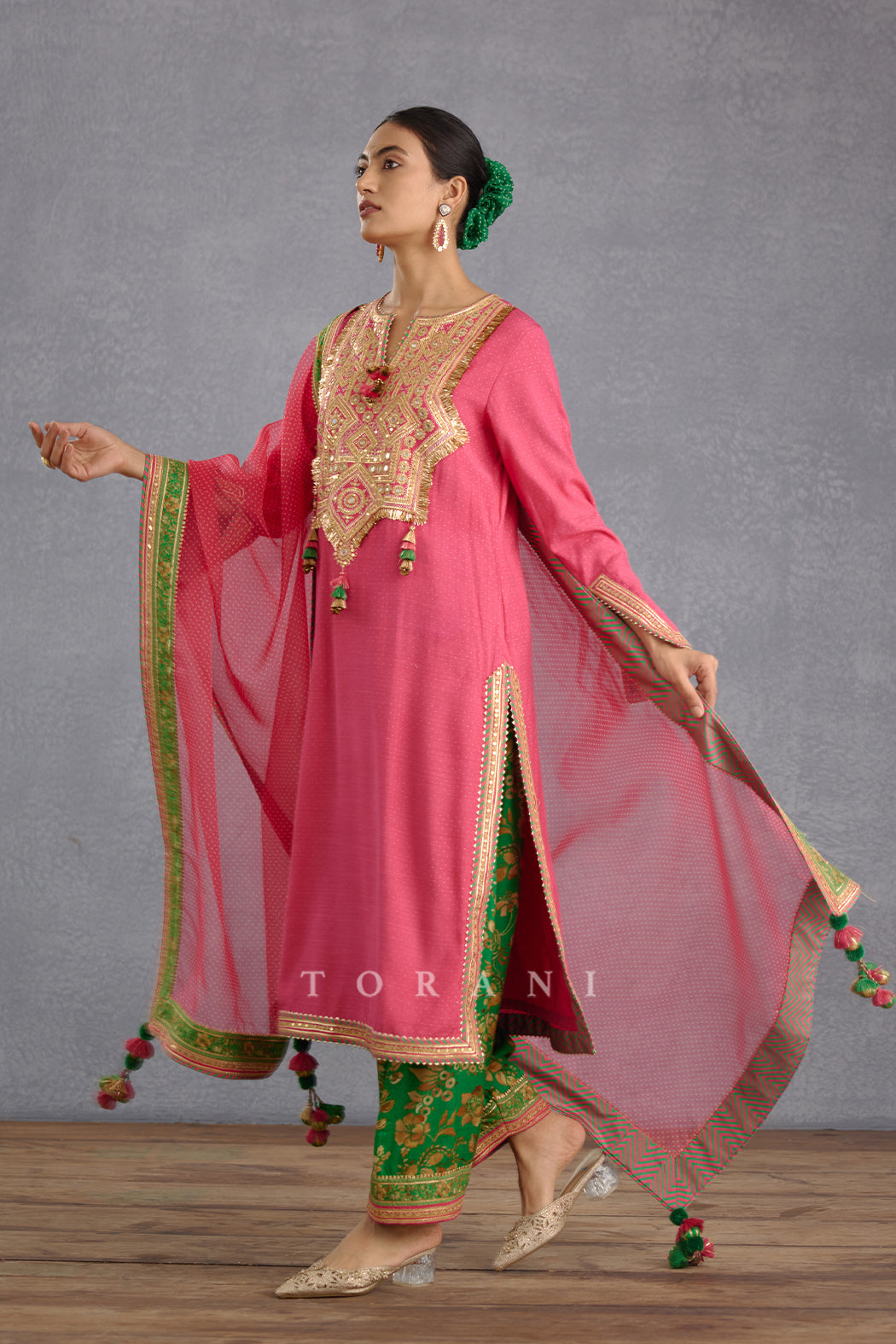 Rang Raas Paakizah Kurta Set