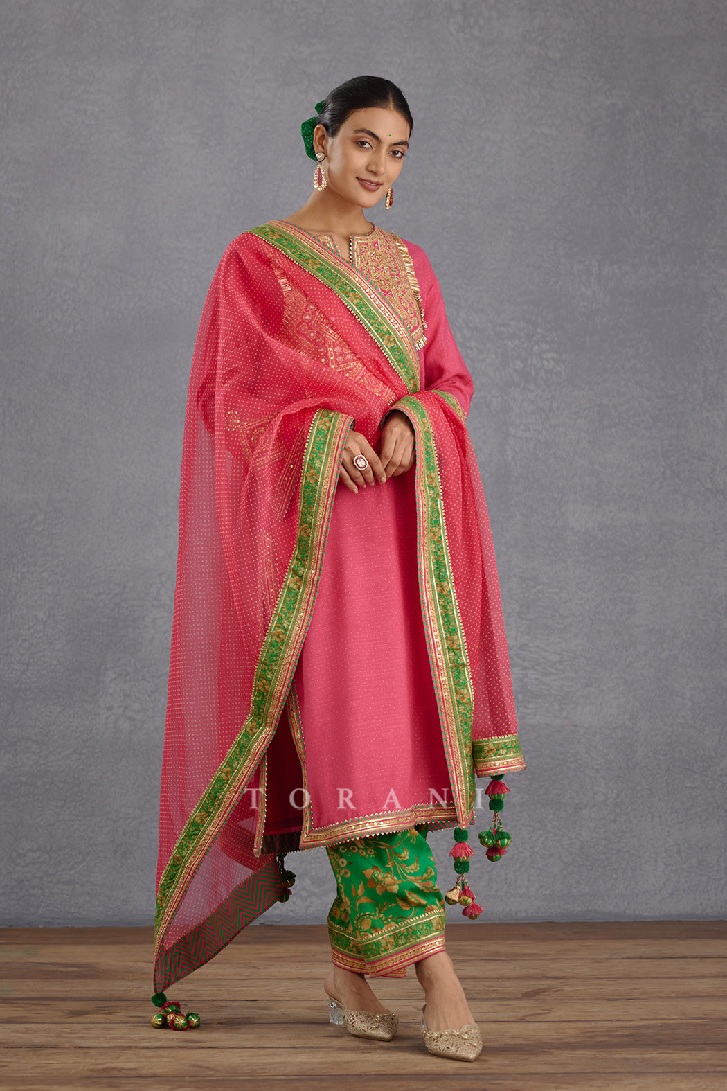 Rang Raas Paakizah Odhni