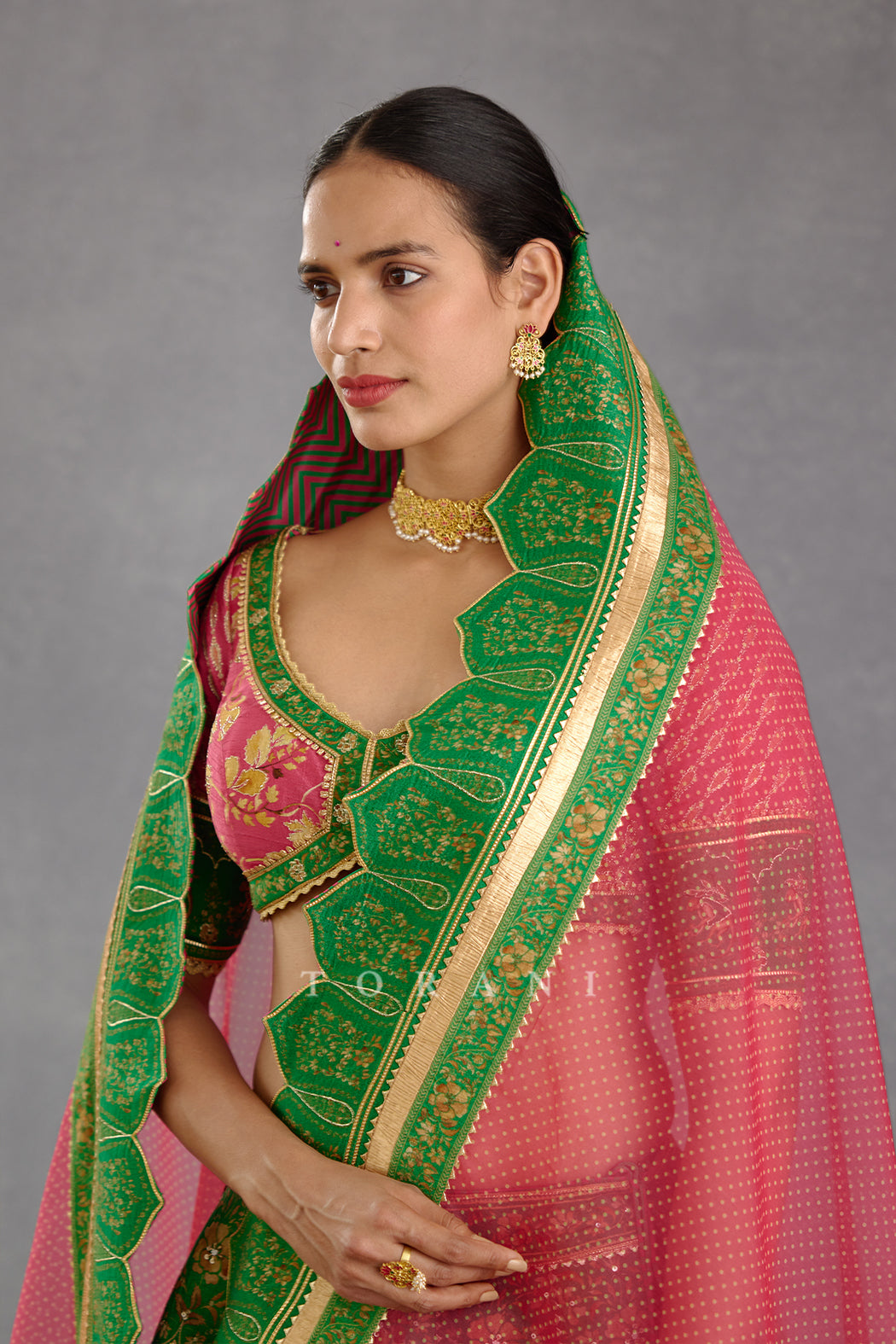 Rang Raas Mahnaz Odhni