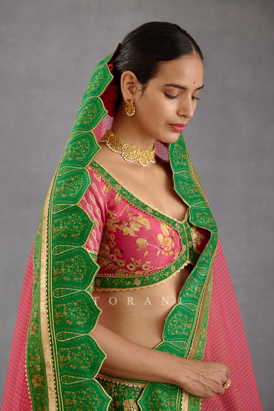 Rang Raas Mahnaz Odhni