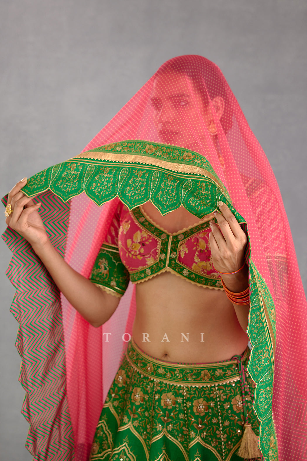 Rang Raas Mahnaz Odhni