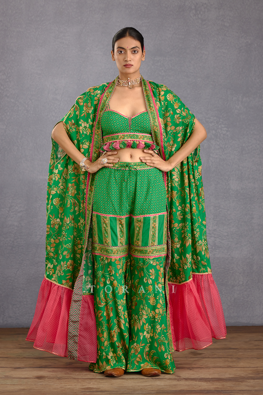 Rang Naaz Ezzah Cape Set
