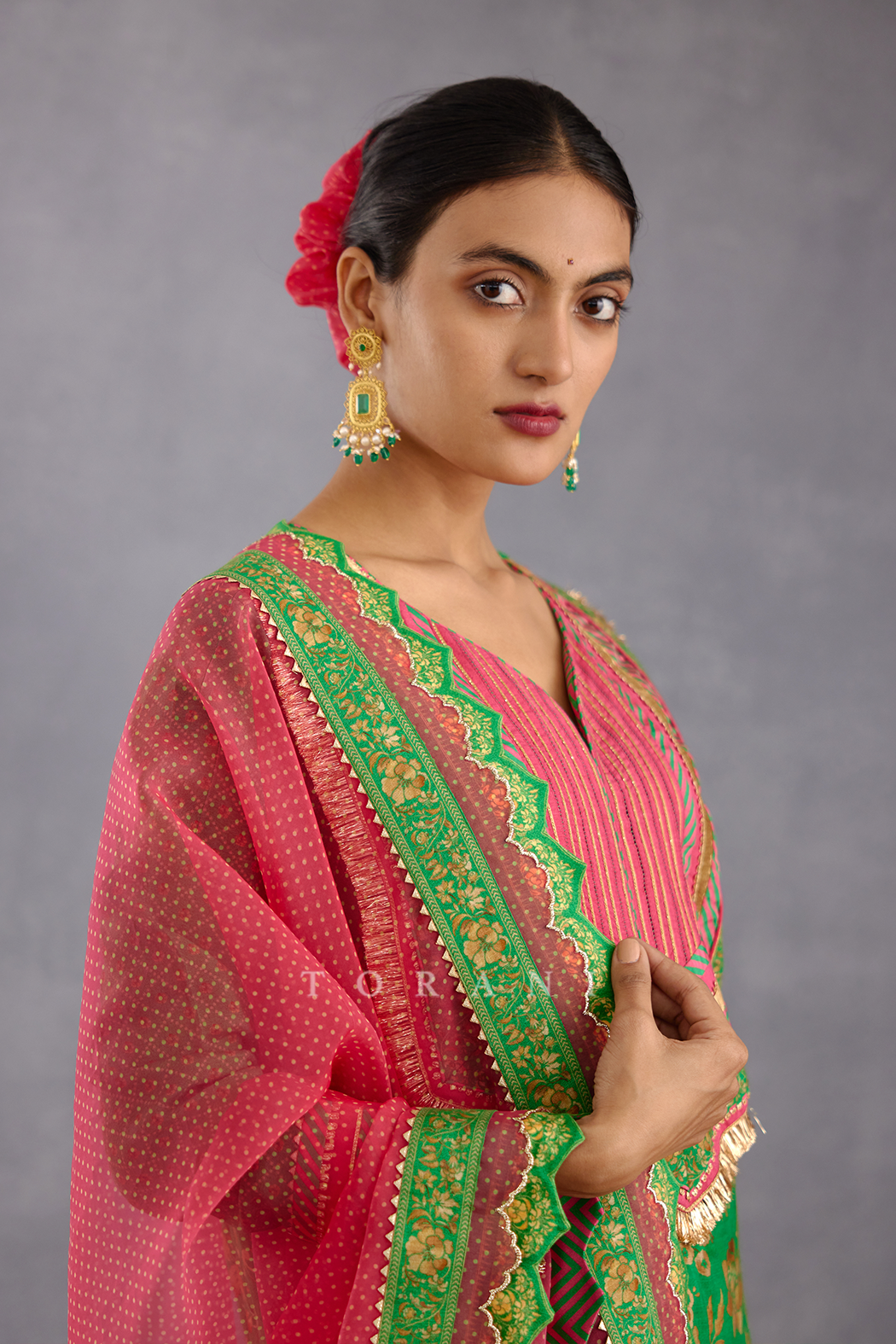 Rang Raas Tahmina Odhni