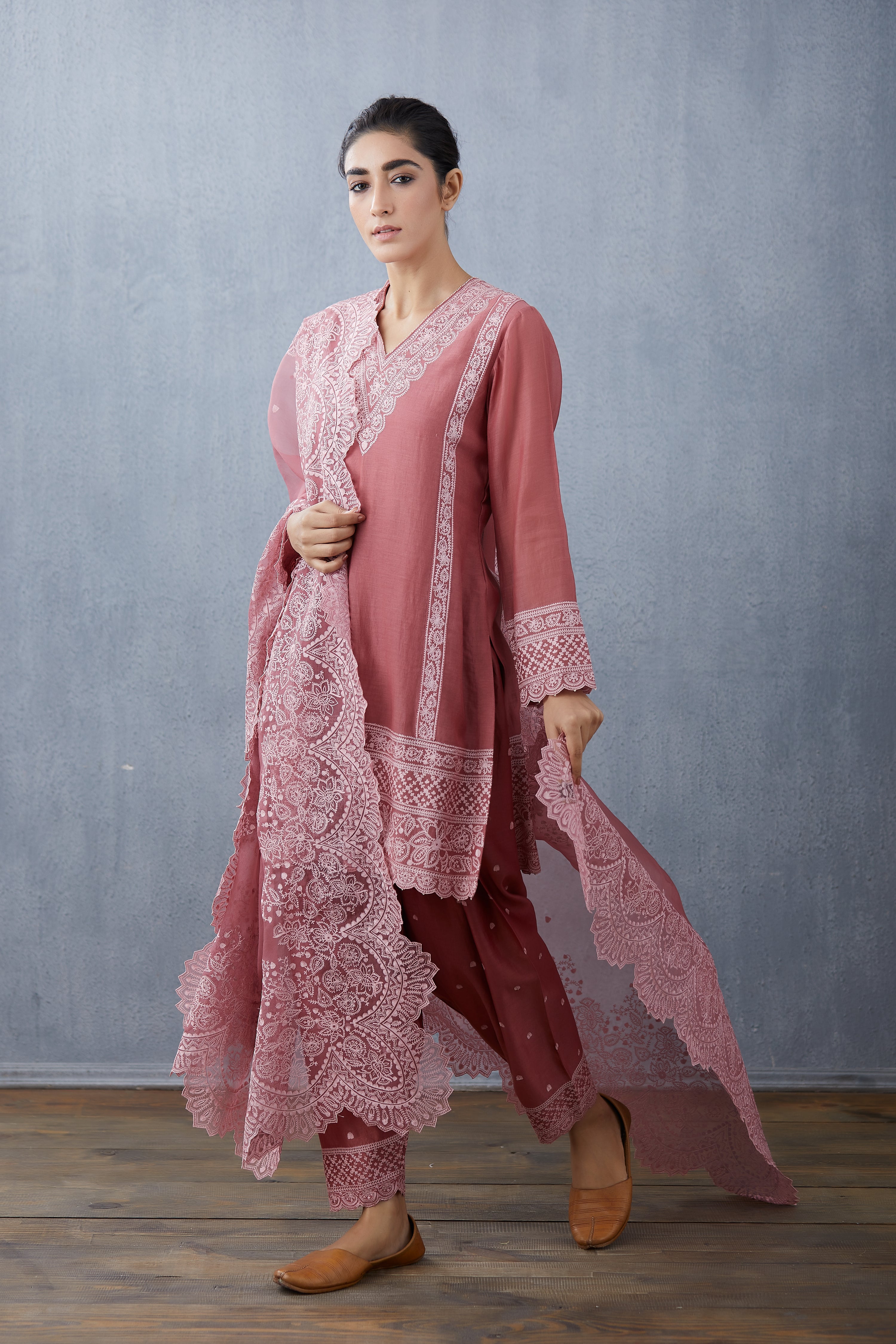 Gulbaag Sloka Kurta Set