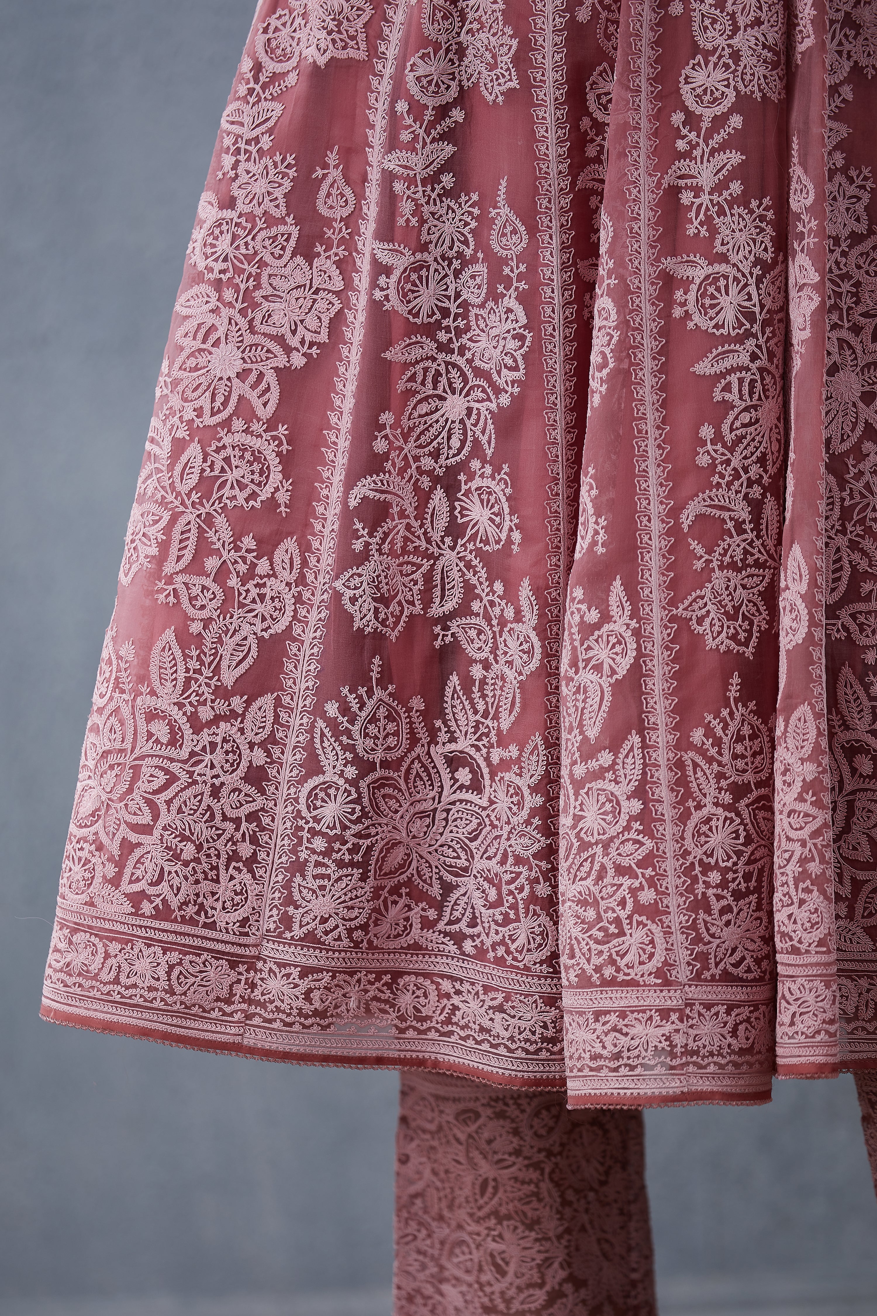 Gulbaag Kalidaar Paavni Kurta Set