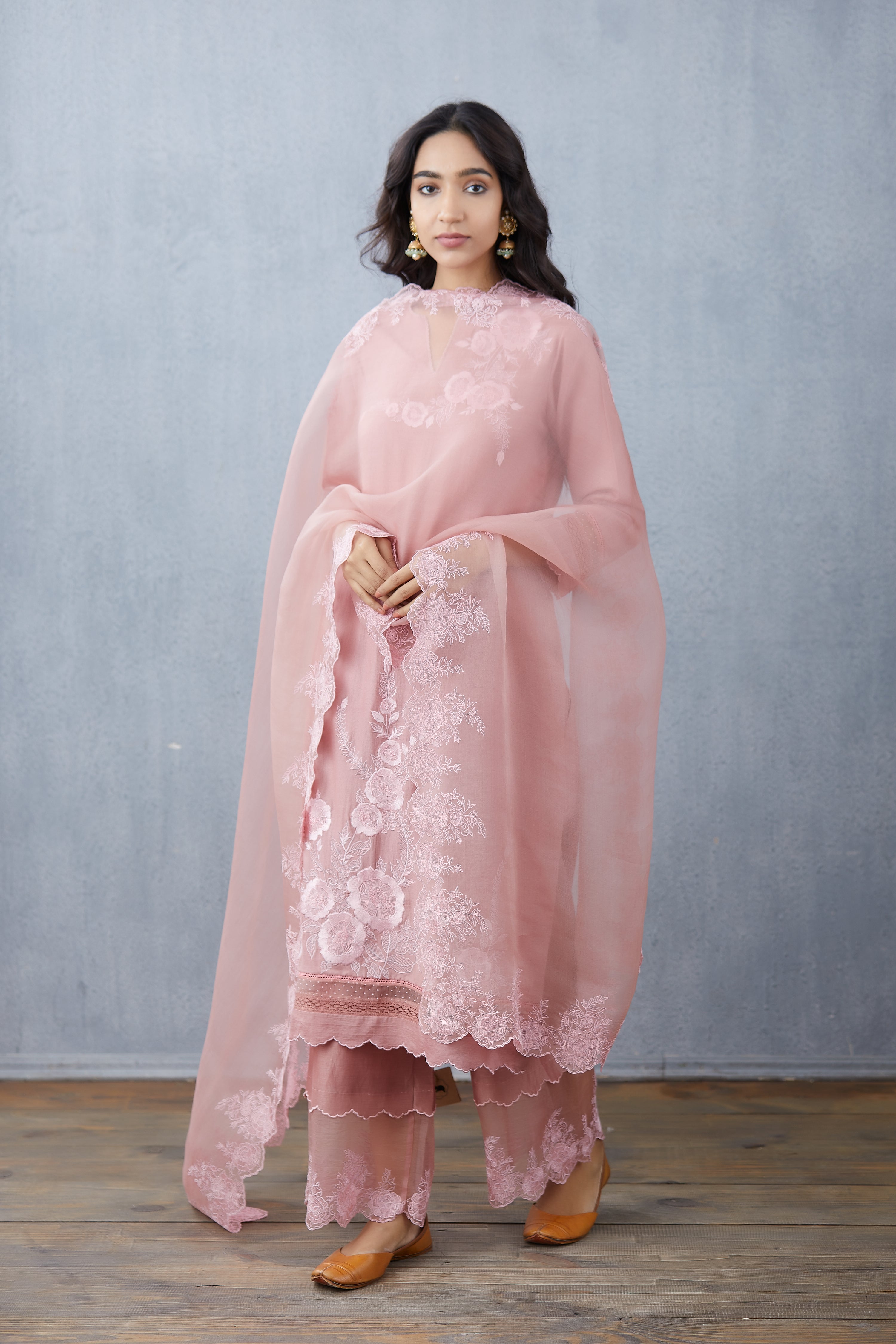 Gulbahar Naavya Kurta Set
