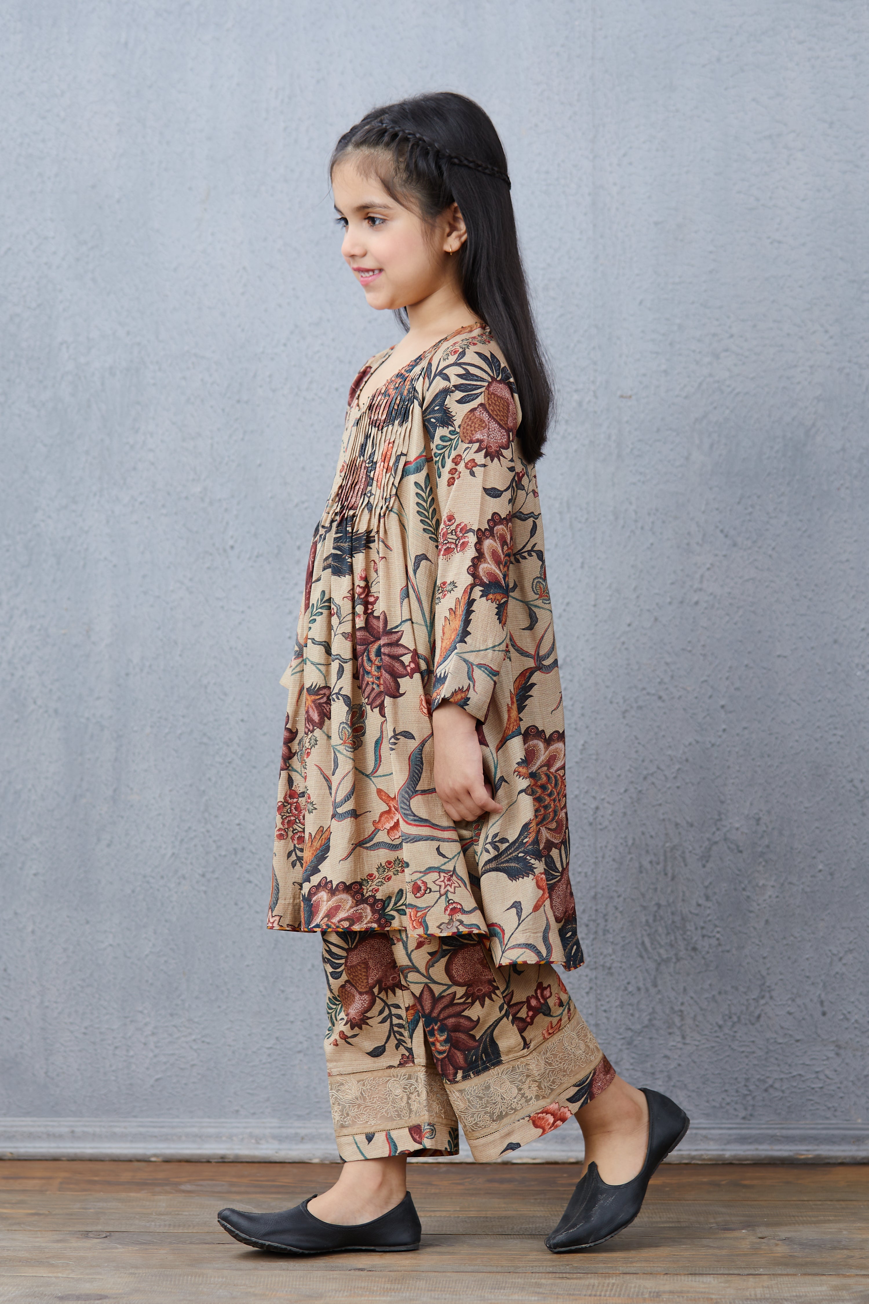 Chandan Anardana Kurta Set