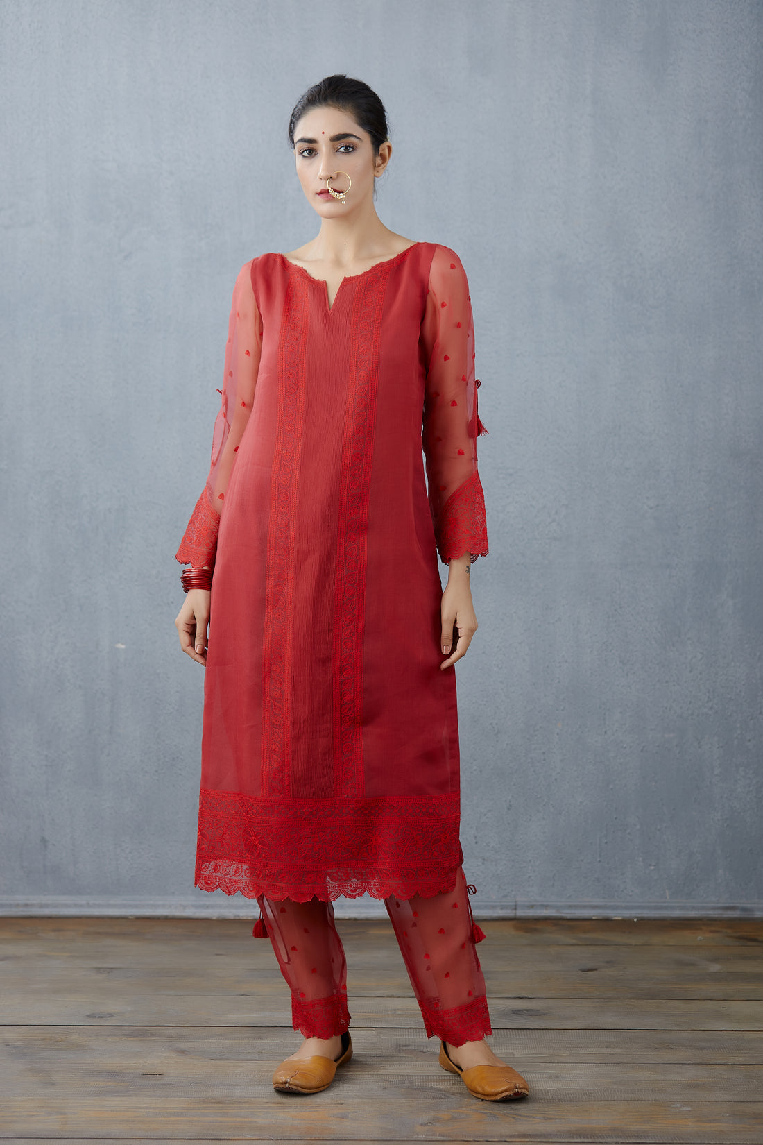 SALE - Surkh Abhra Kurta Set