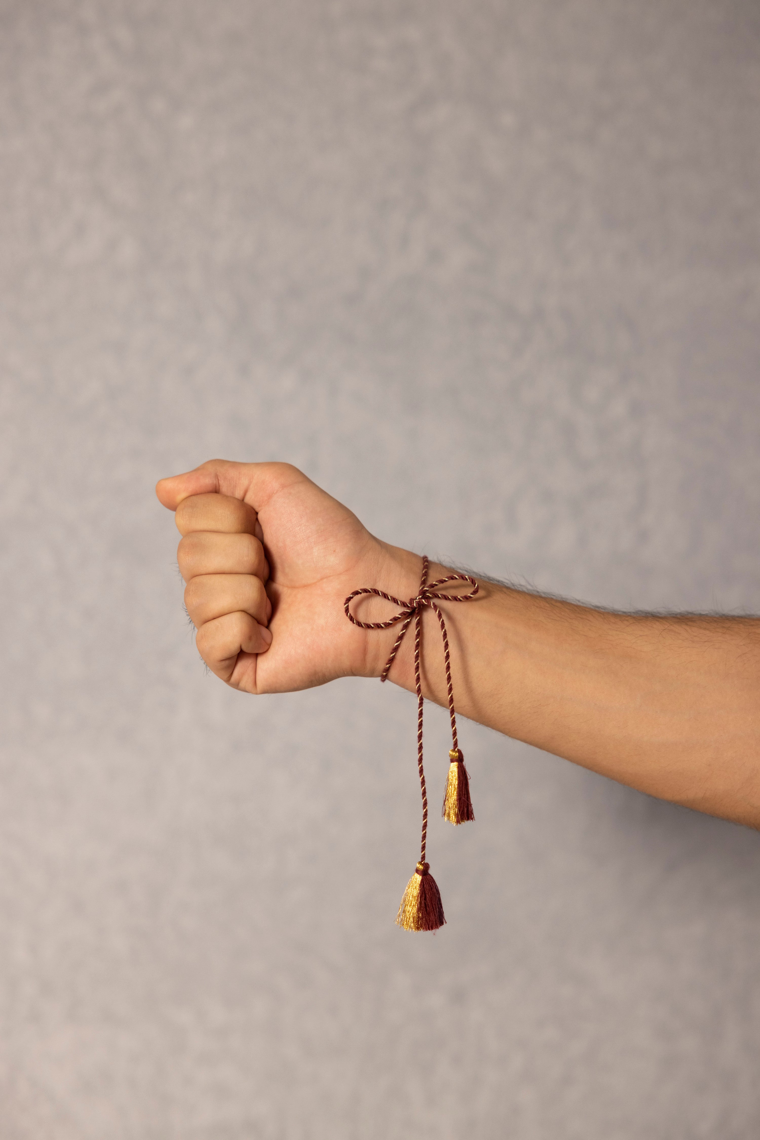 Surkh Kundan Sutra