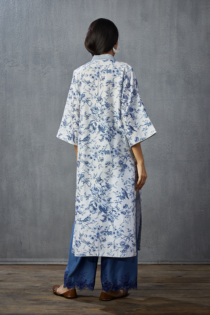 Neeli Gauraiya Geetha Kurta Set