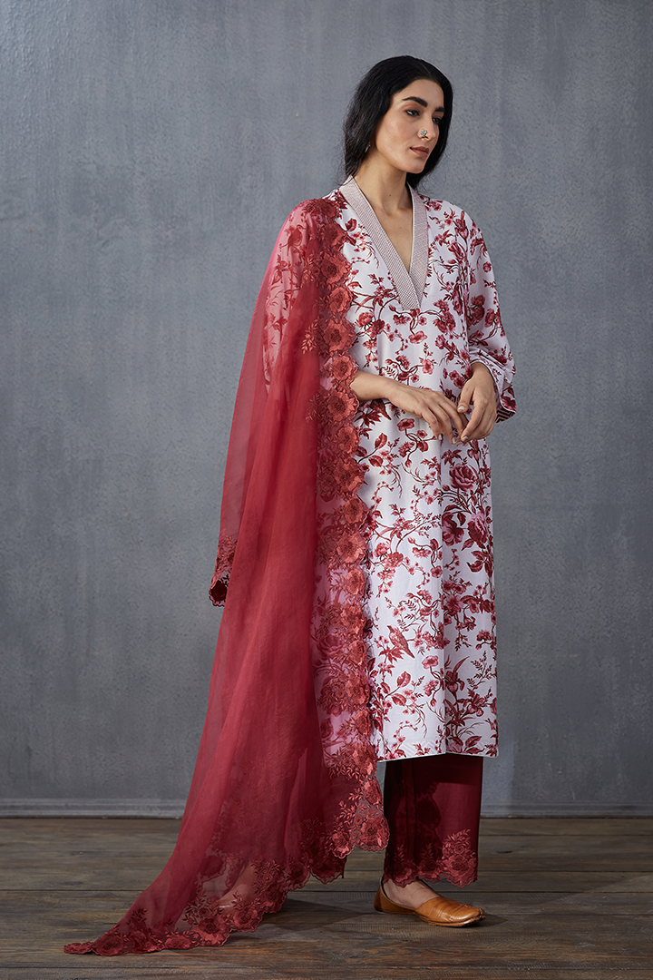 Bhuri Gauraiya Geetha Kurta Set