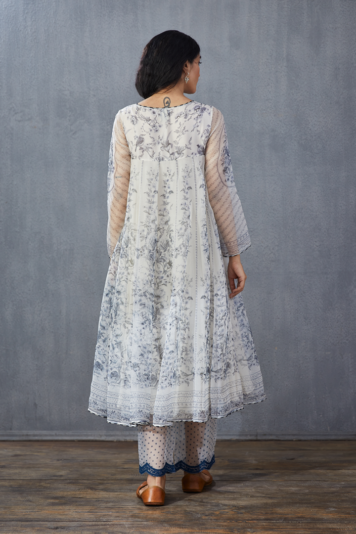 Neeli Gauraiya Swati Kurta Set