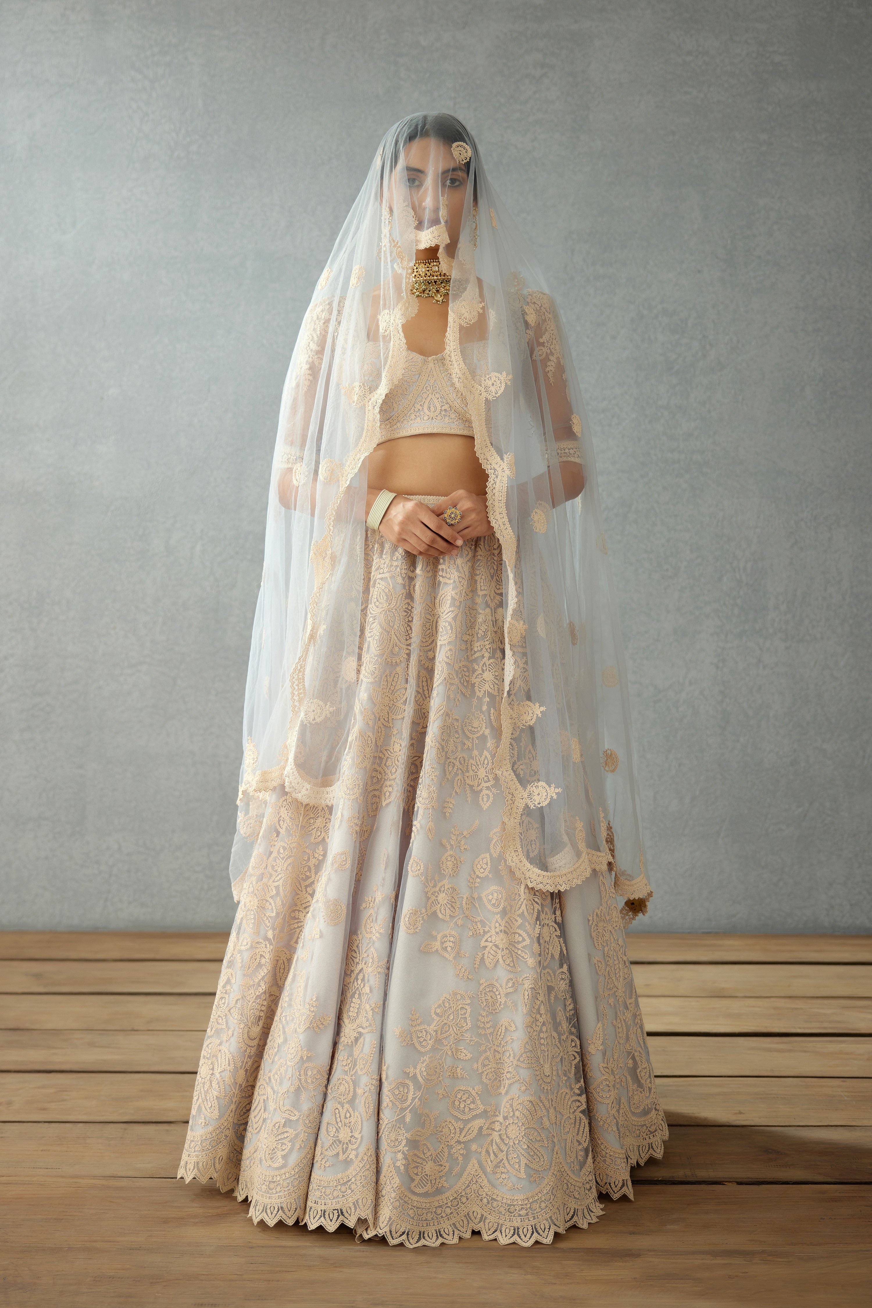 Samsara Hansini Odhni