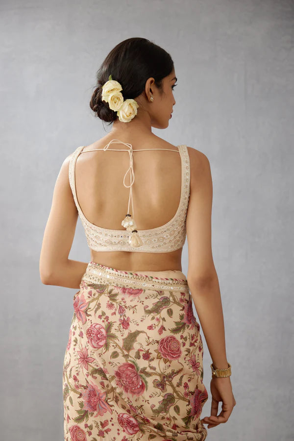 Sayani Gupta In Our Mogra Roonhi Saree Set