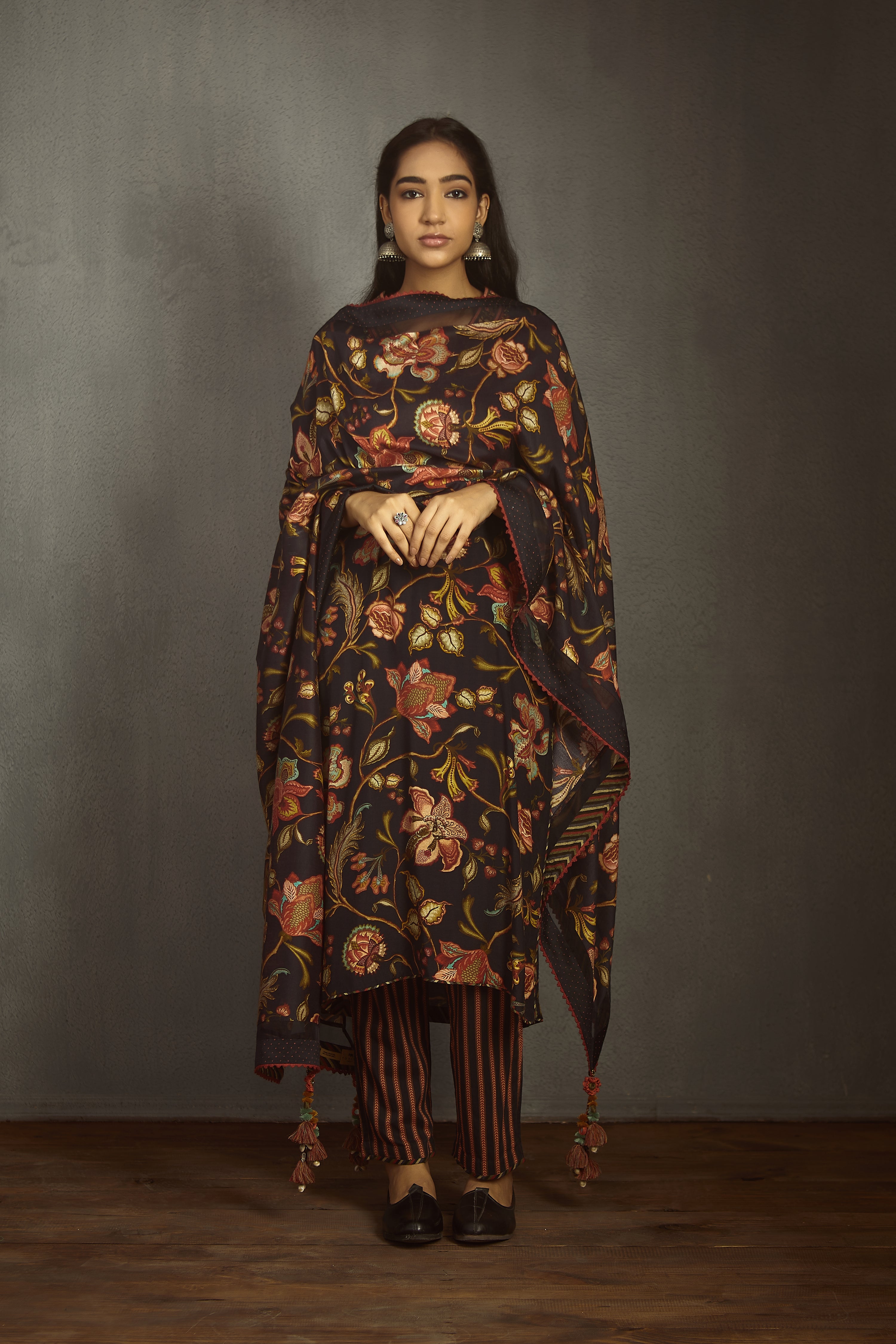 Nisha Heena Kurta Set