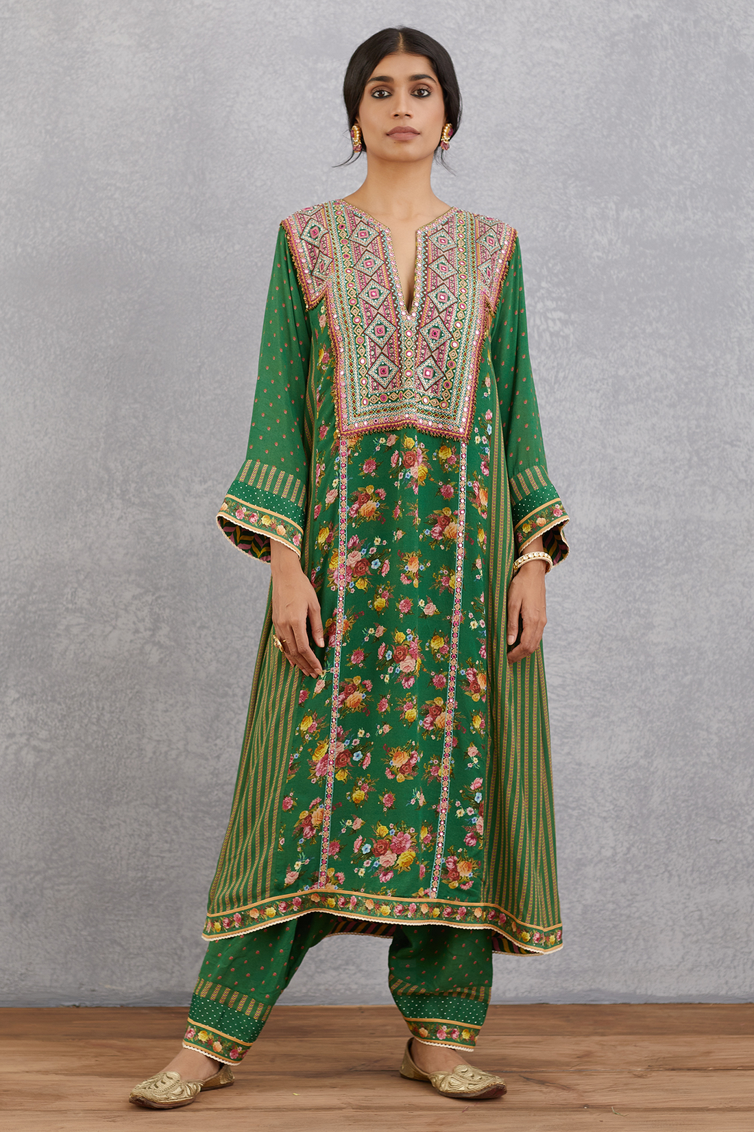 Panna Bushra Kurta Set