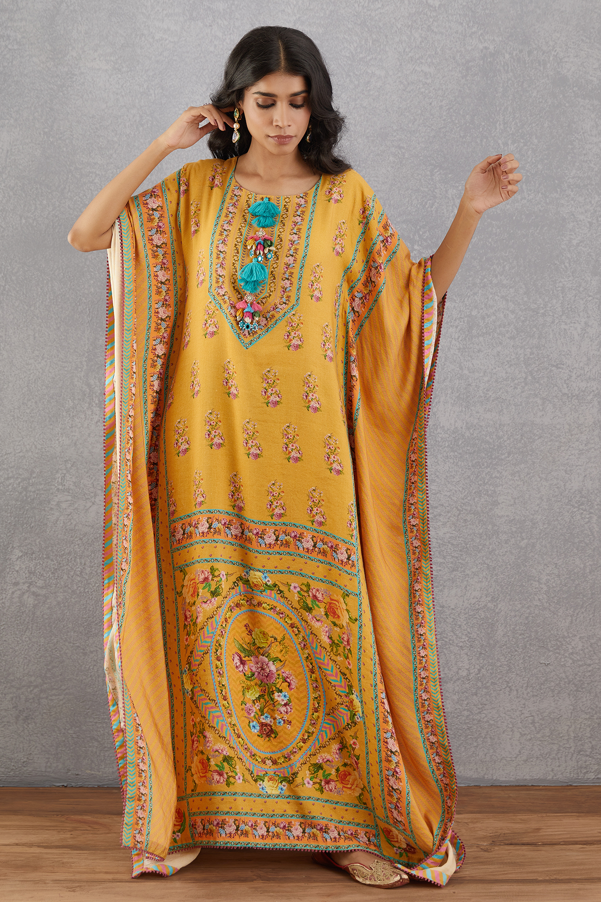 Sunehra Aarfa Kaftan