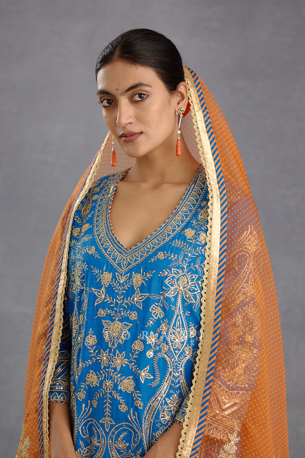 Rang Shyam Zarin Odhni