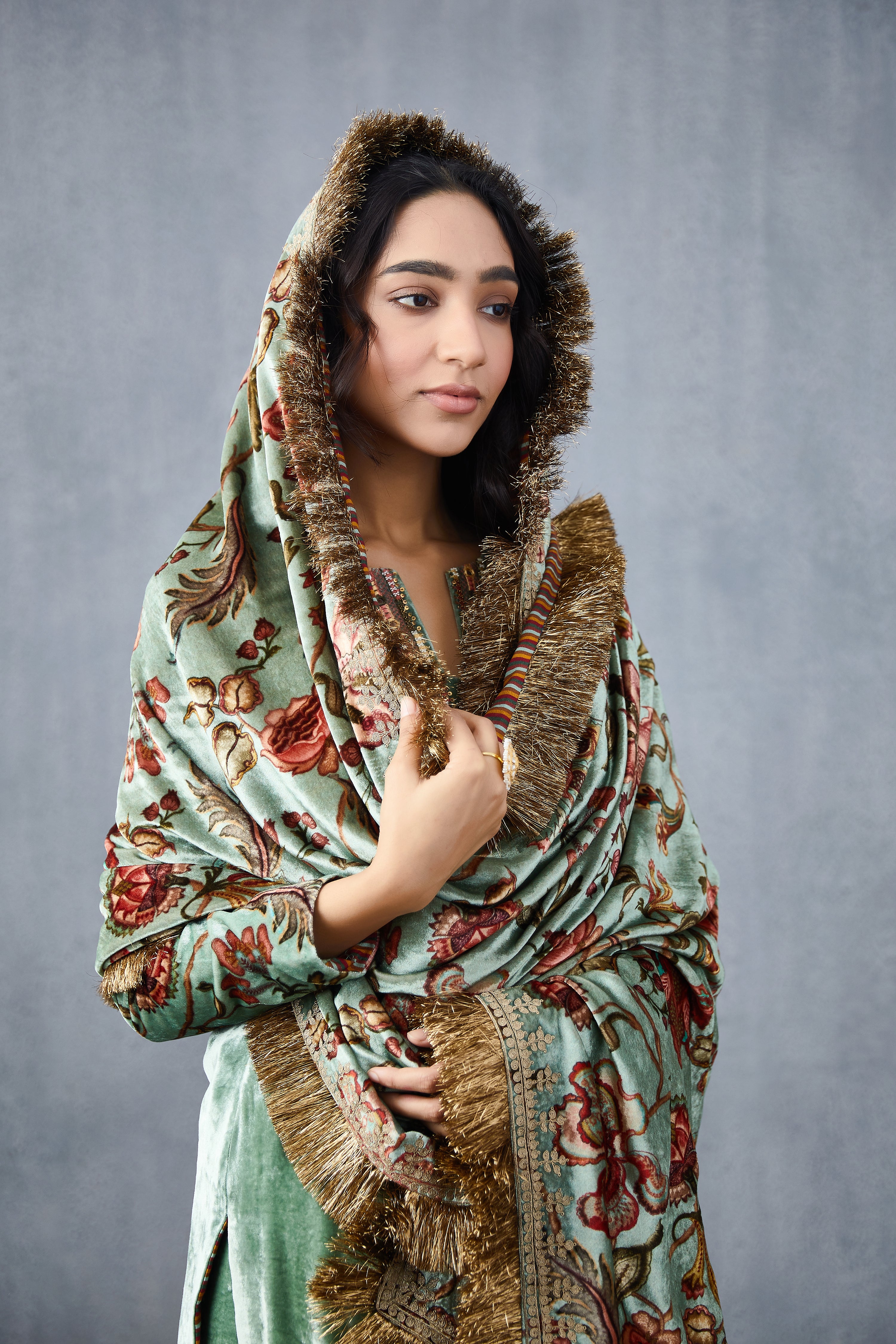 Champa Aakifah Sona Jhallar Doshala