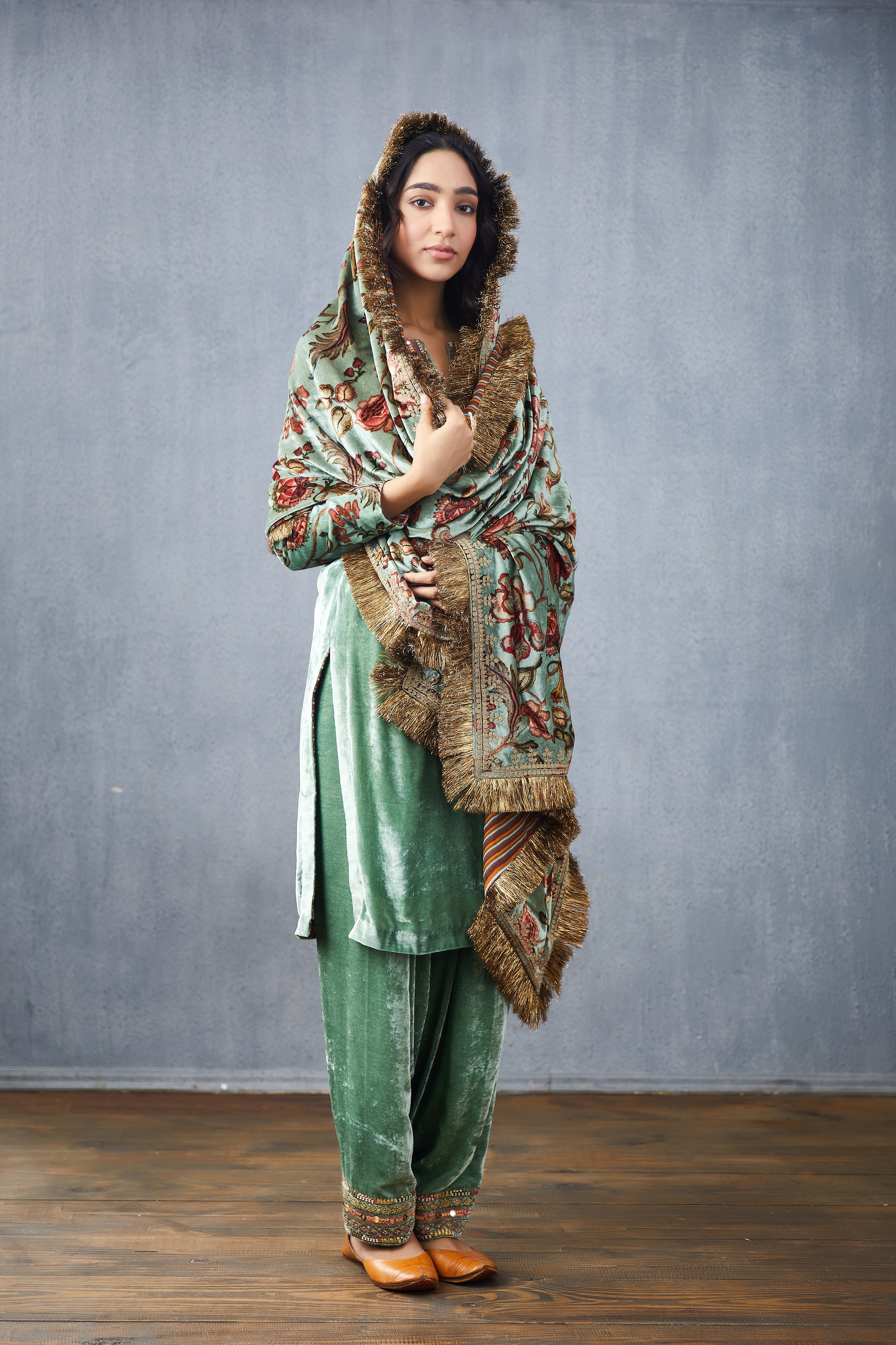 Champa Aakifah Sona Jhallar Doshala