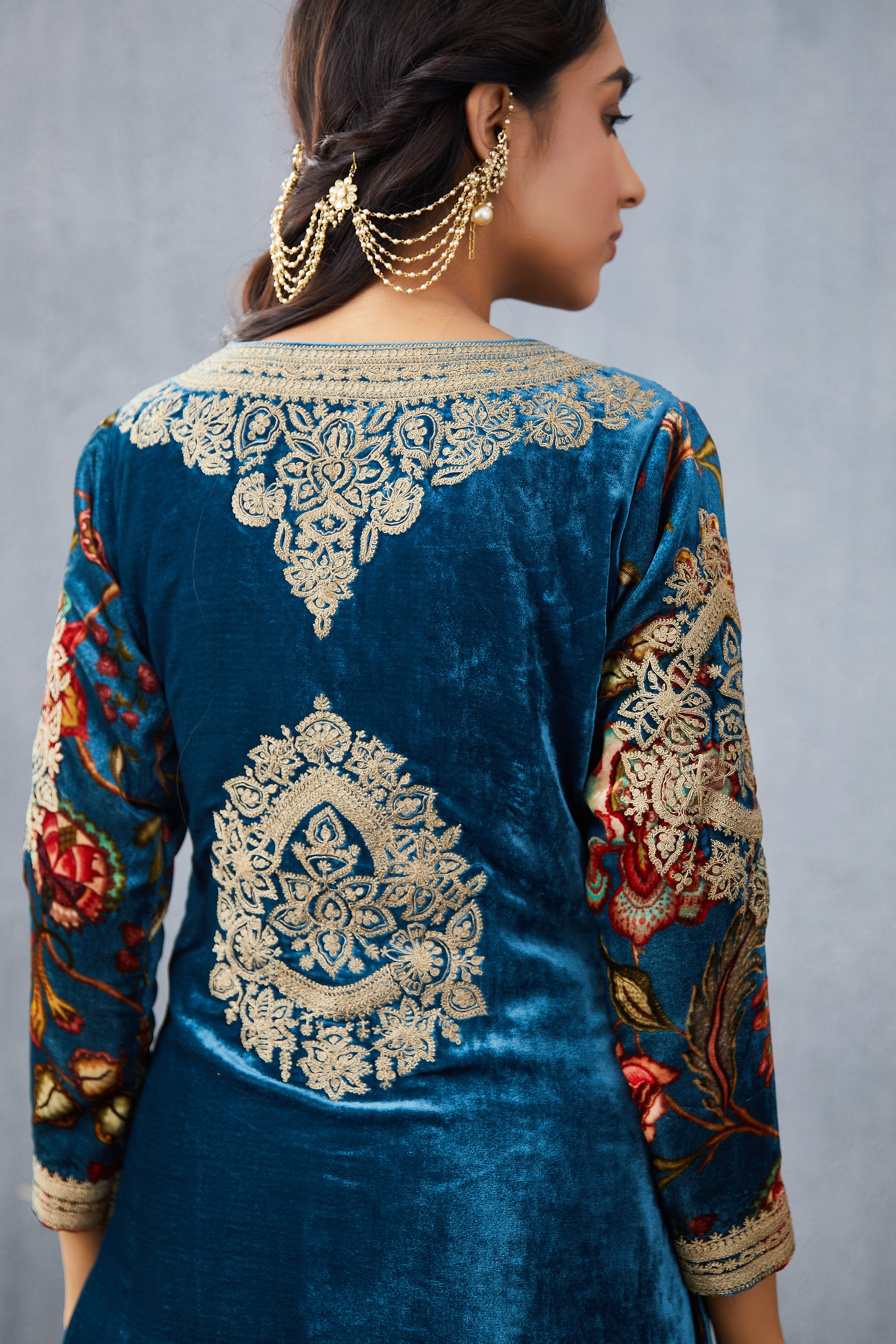 Fully Embroidered kurta set in Silk Velvet