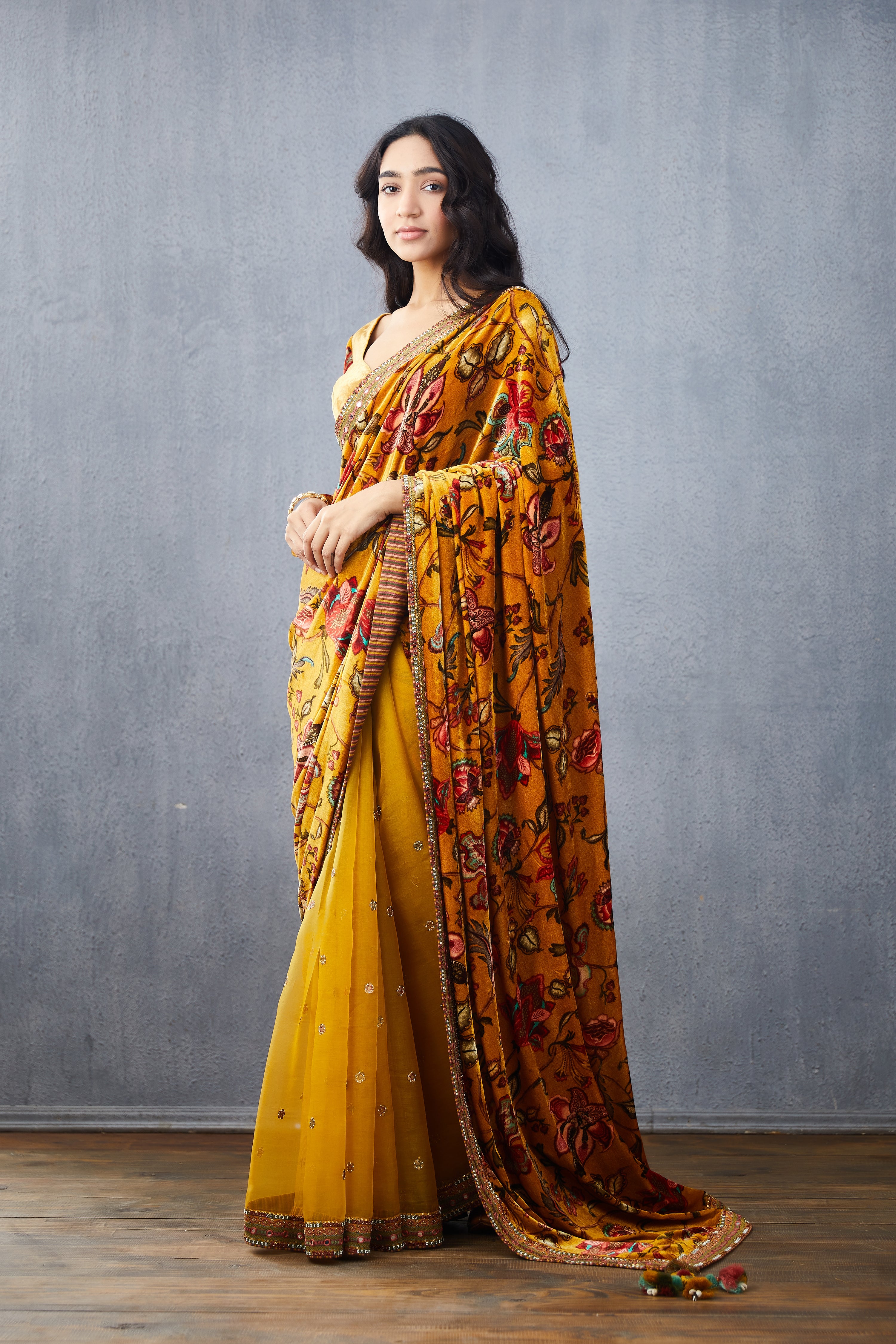 SUNEHRA MAKHMAL PALLU SHEESHA REVATHI SAREE