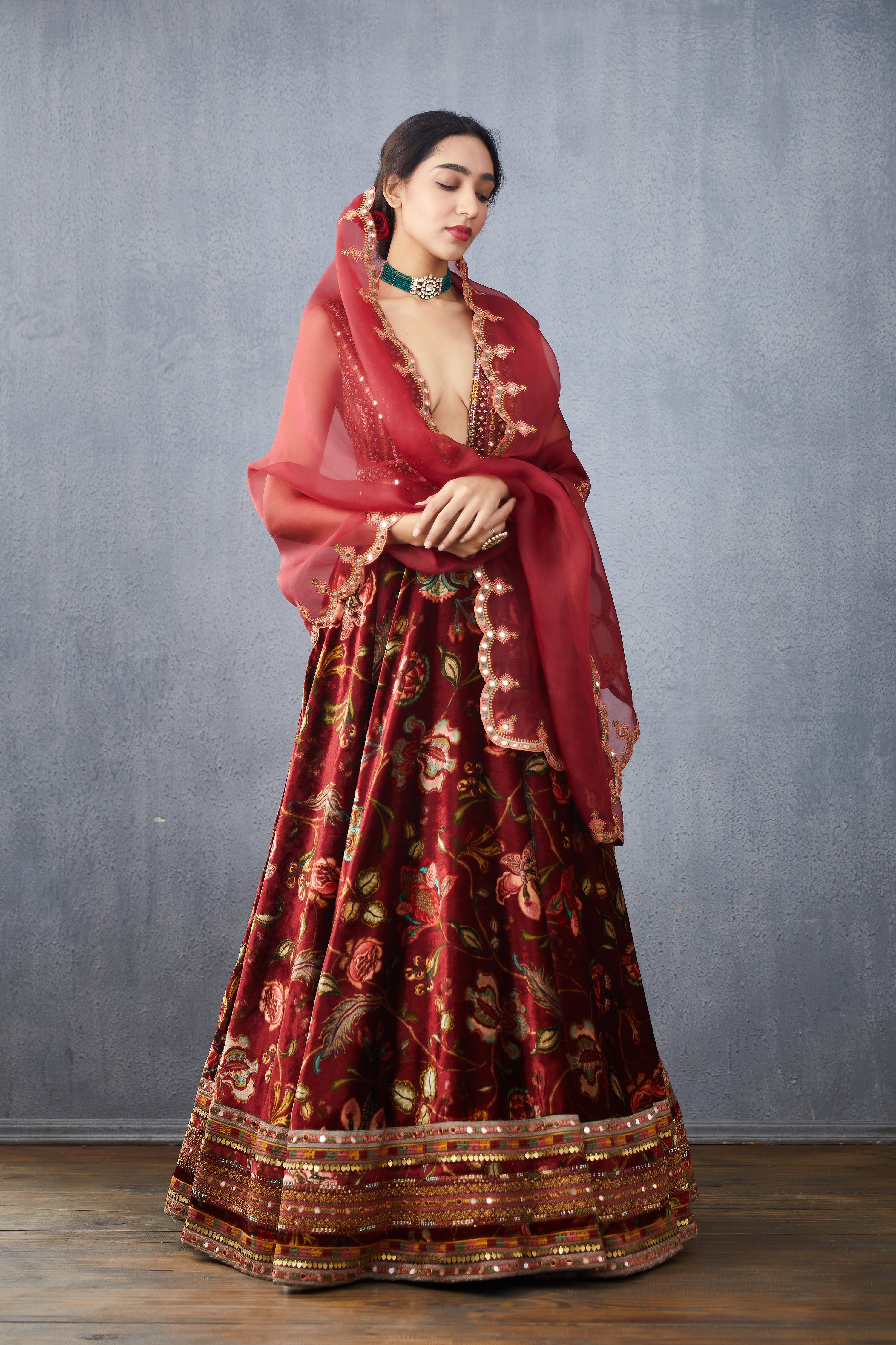 Gudhal Waheeda Odhni