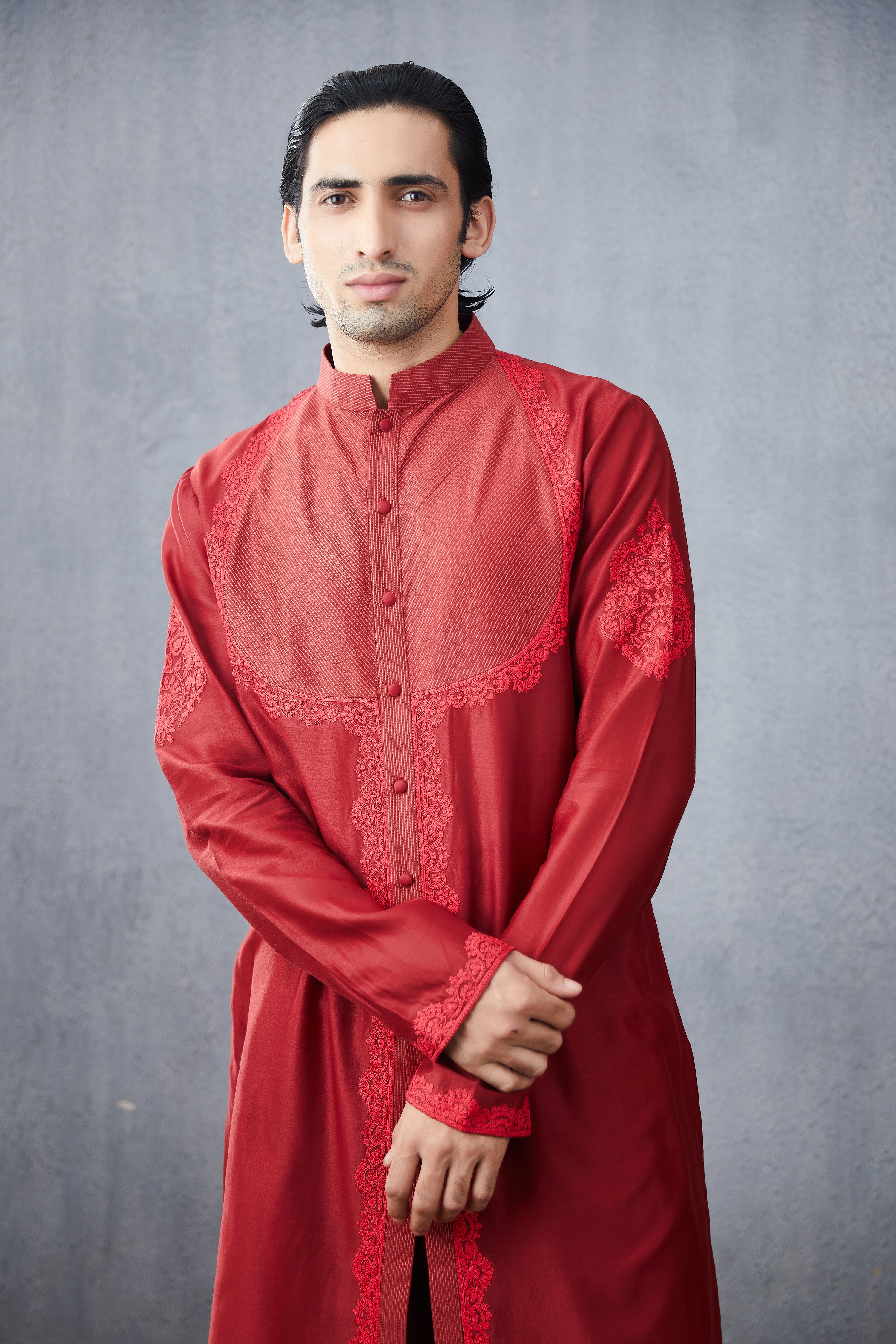 Surkh Rahil Kurta Set