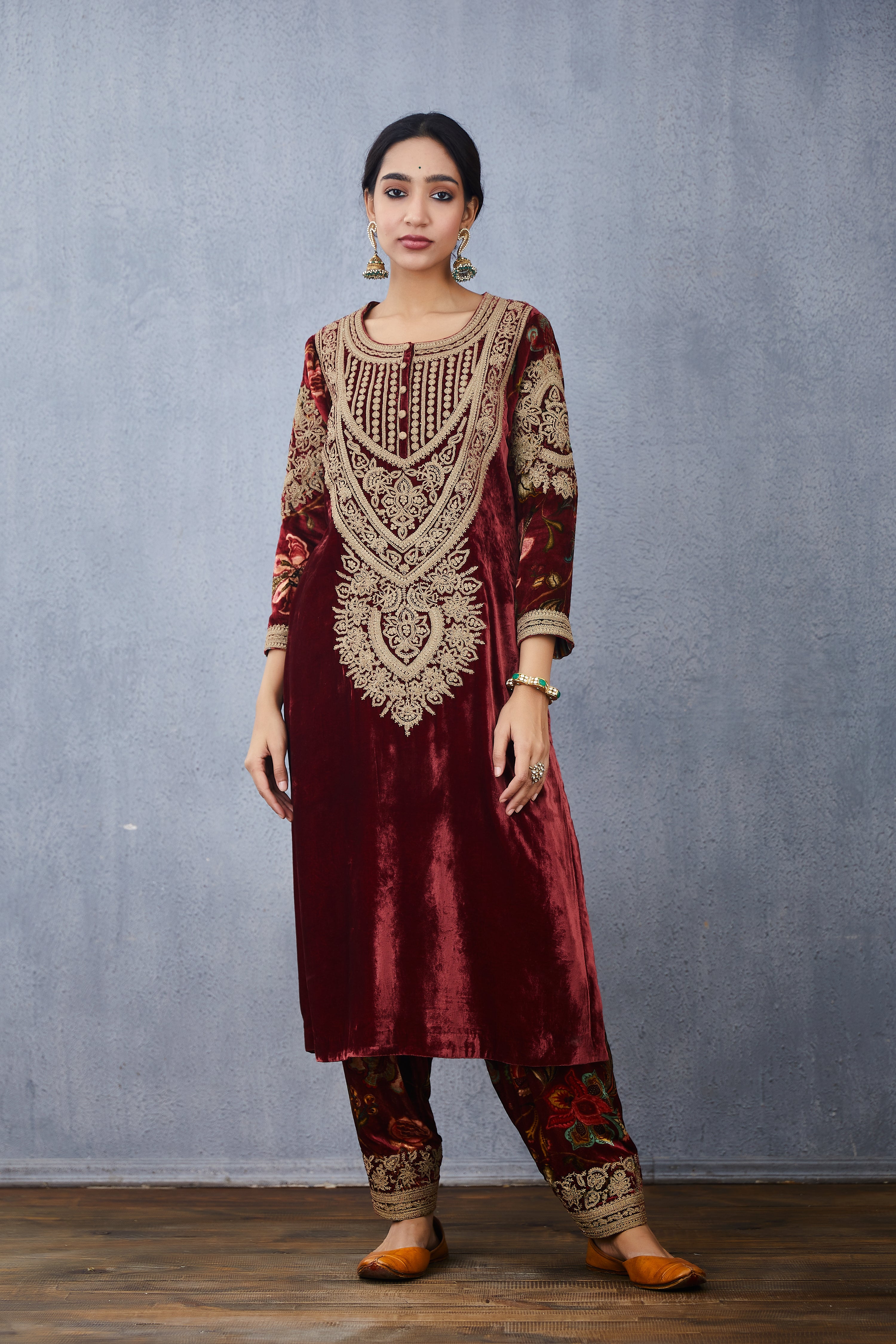 Silk Velvet KURTA SET with dupatta in silk organza