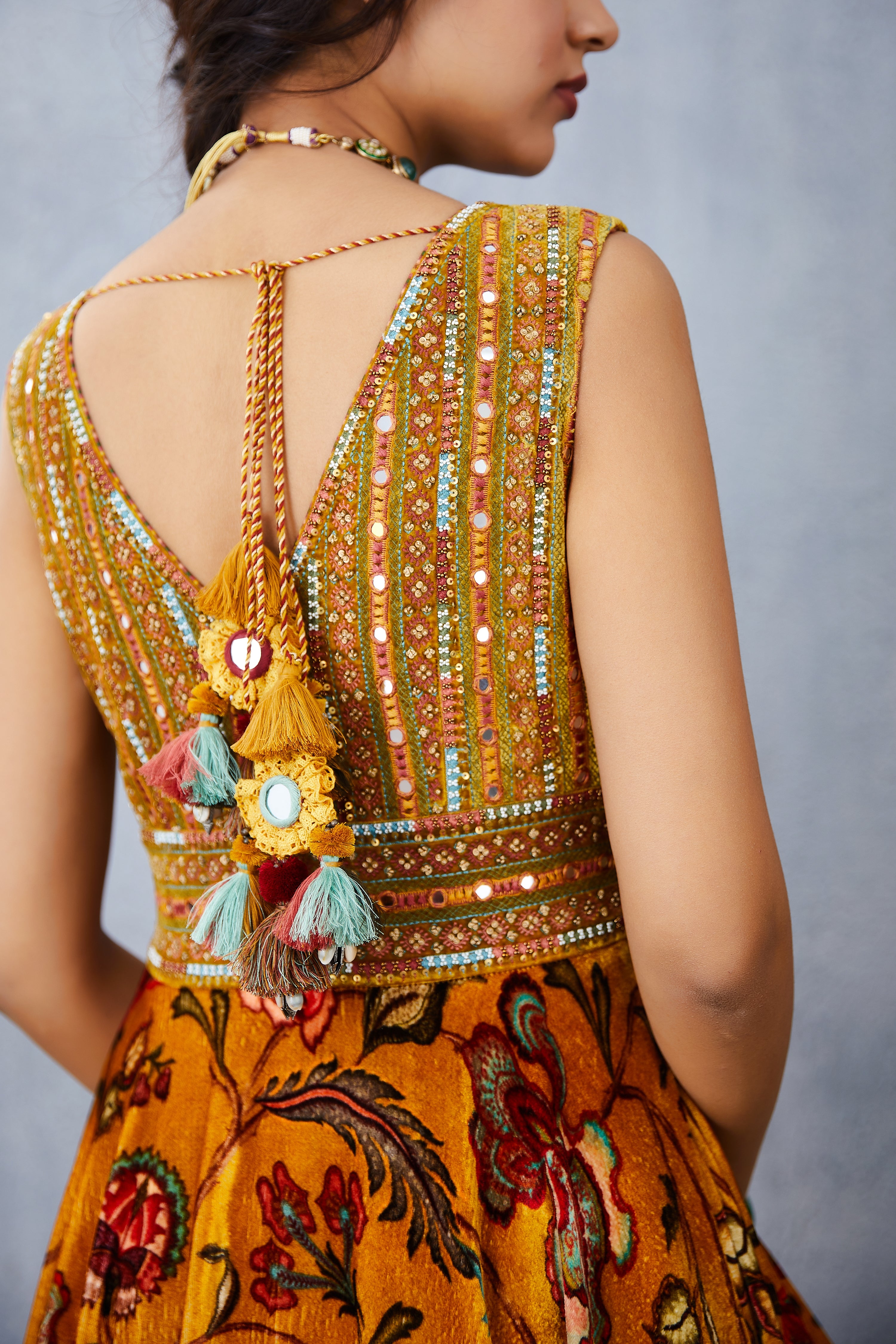 Sunehra Makhmal Firdouz Anarkali Set