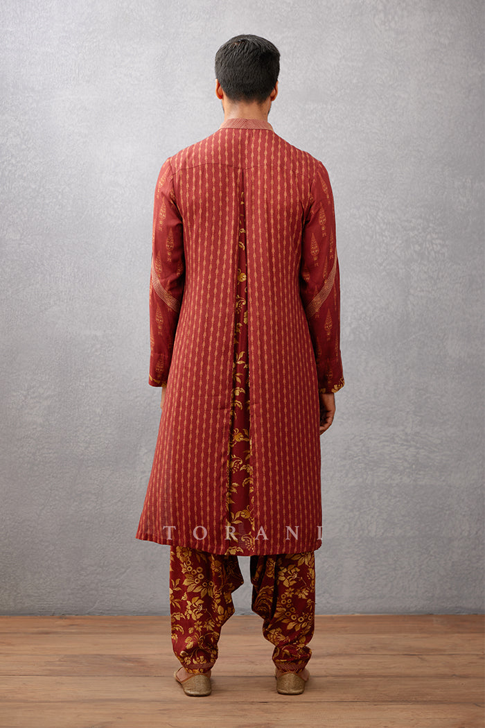 Gulnar Uzair Kurta Set