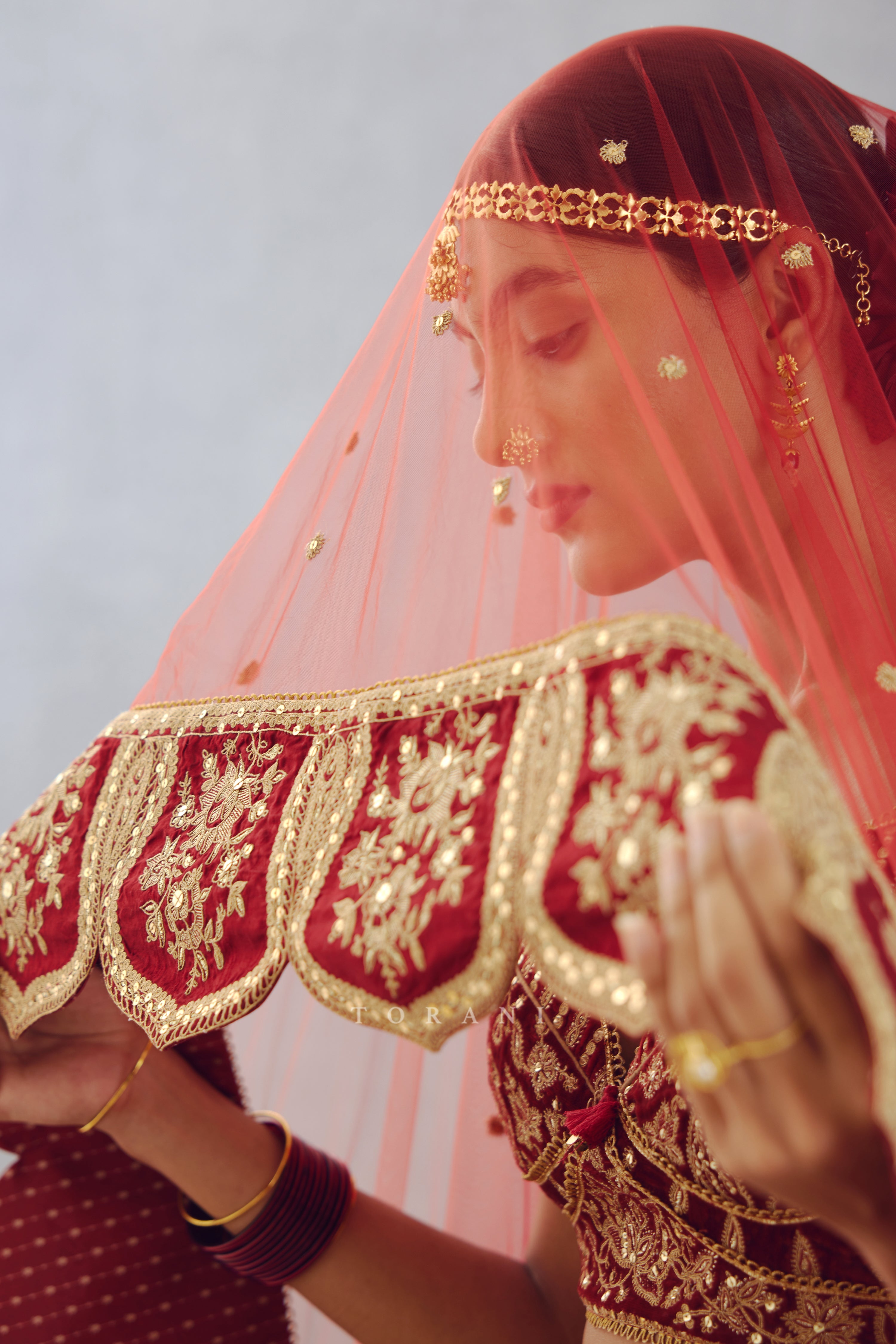 Sindoori Turvi Odhni