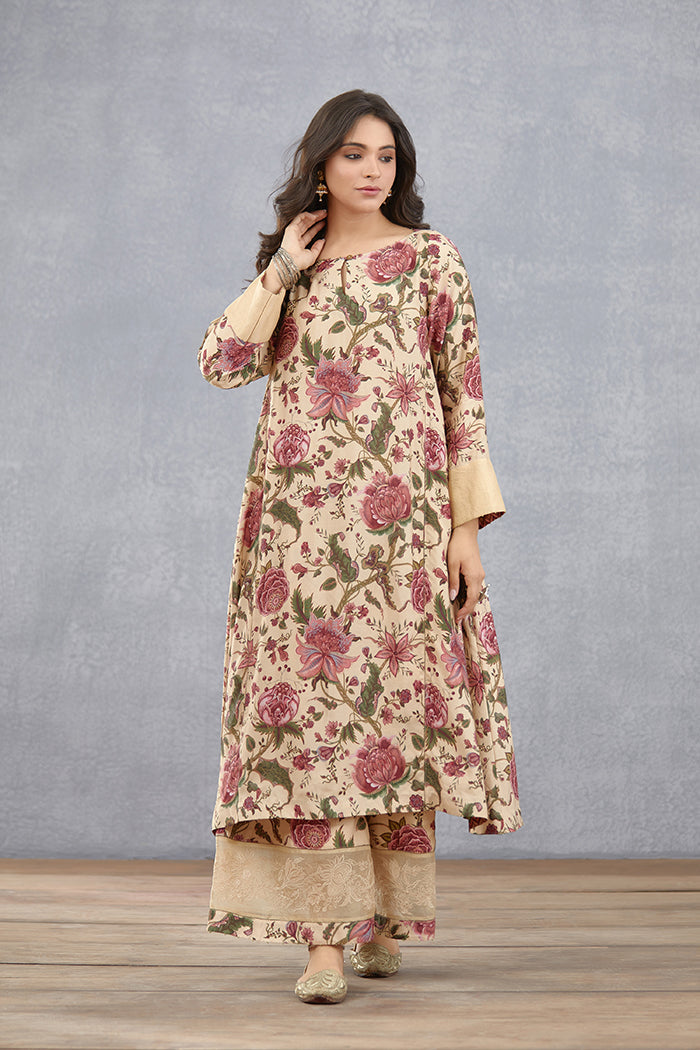 Kasturi Aroha Kurta Set