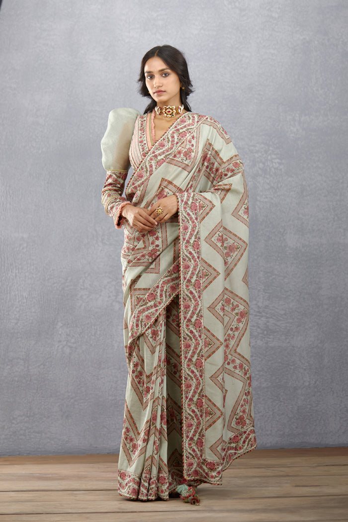 Jaituni Dhara Saree