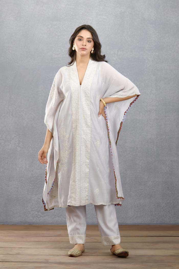 Bakaayan Aqsa Kameez Kaftan Set