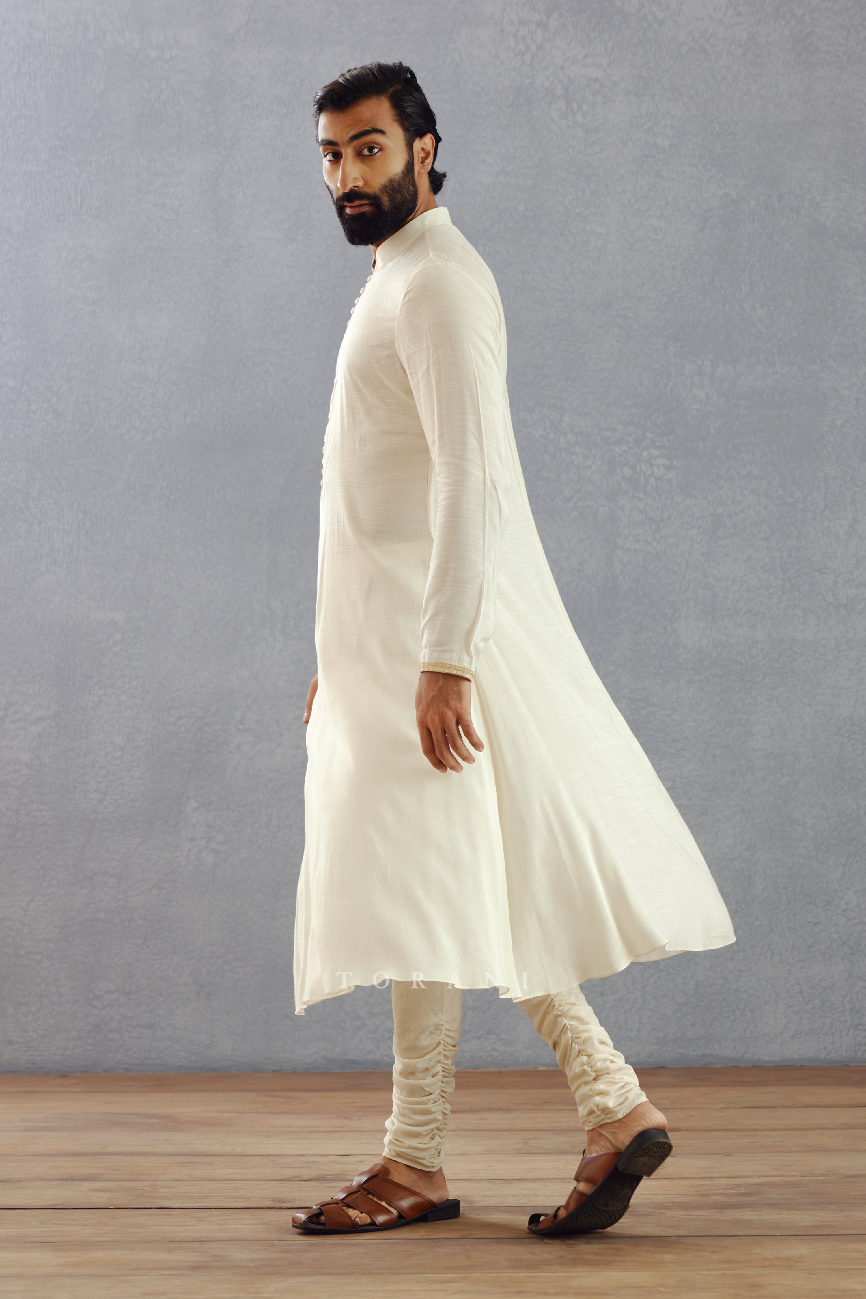 Mogra Mukul Sherwani Set