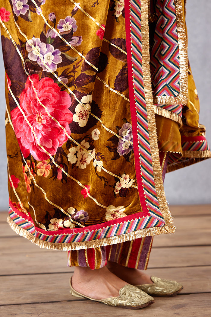 Aftaabi Malika Doshala