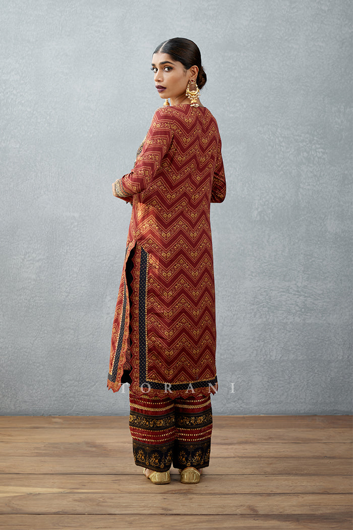 Gulnar Tahmina Kurta Set