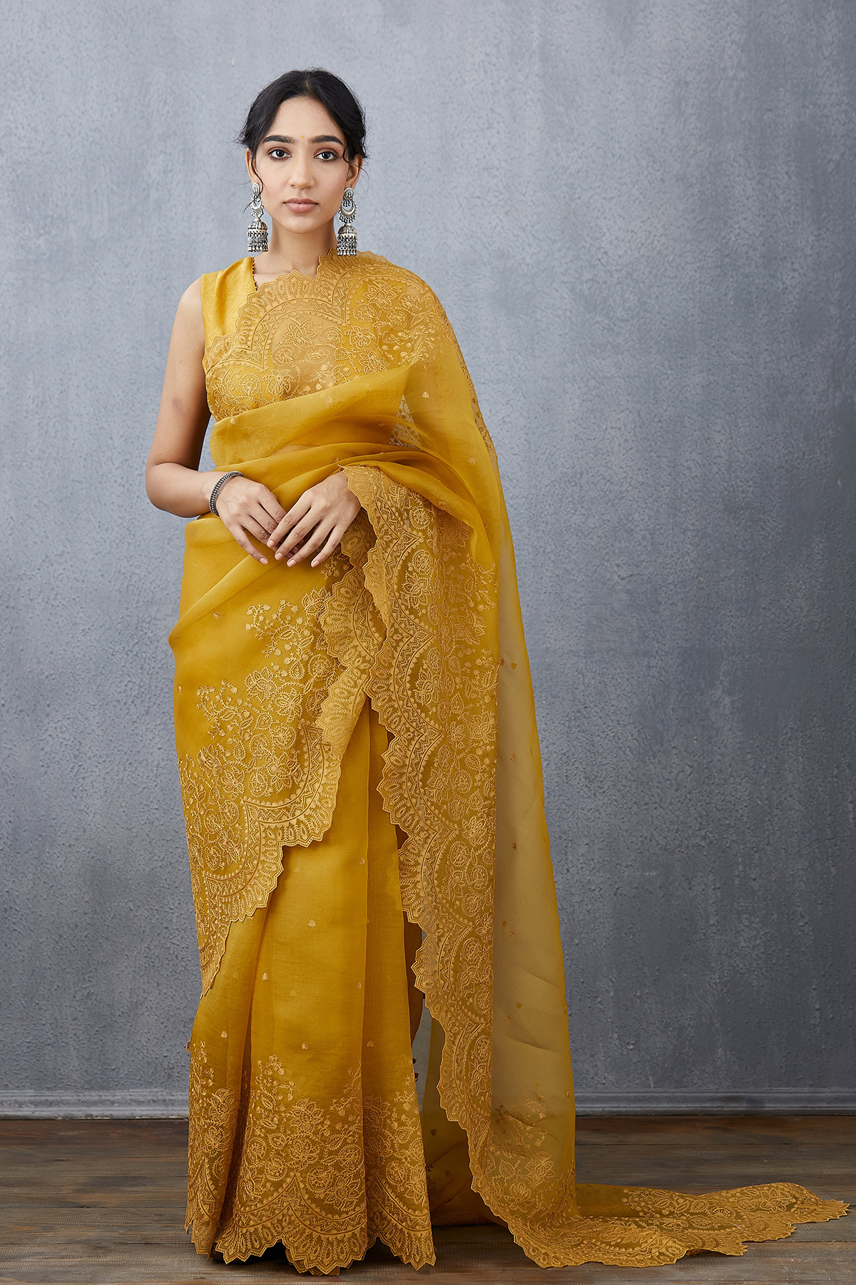 Sunehra Farrin Saree