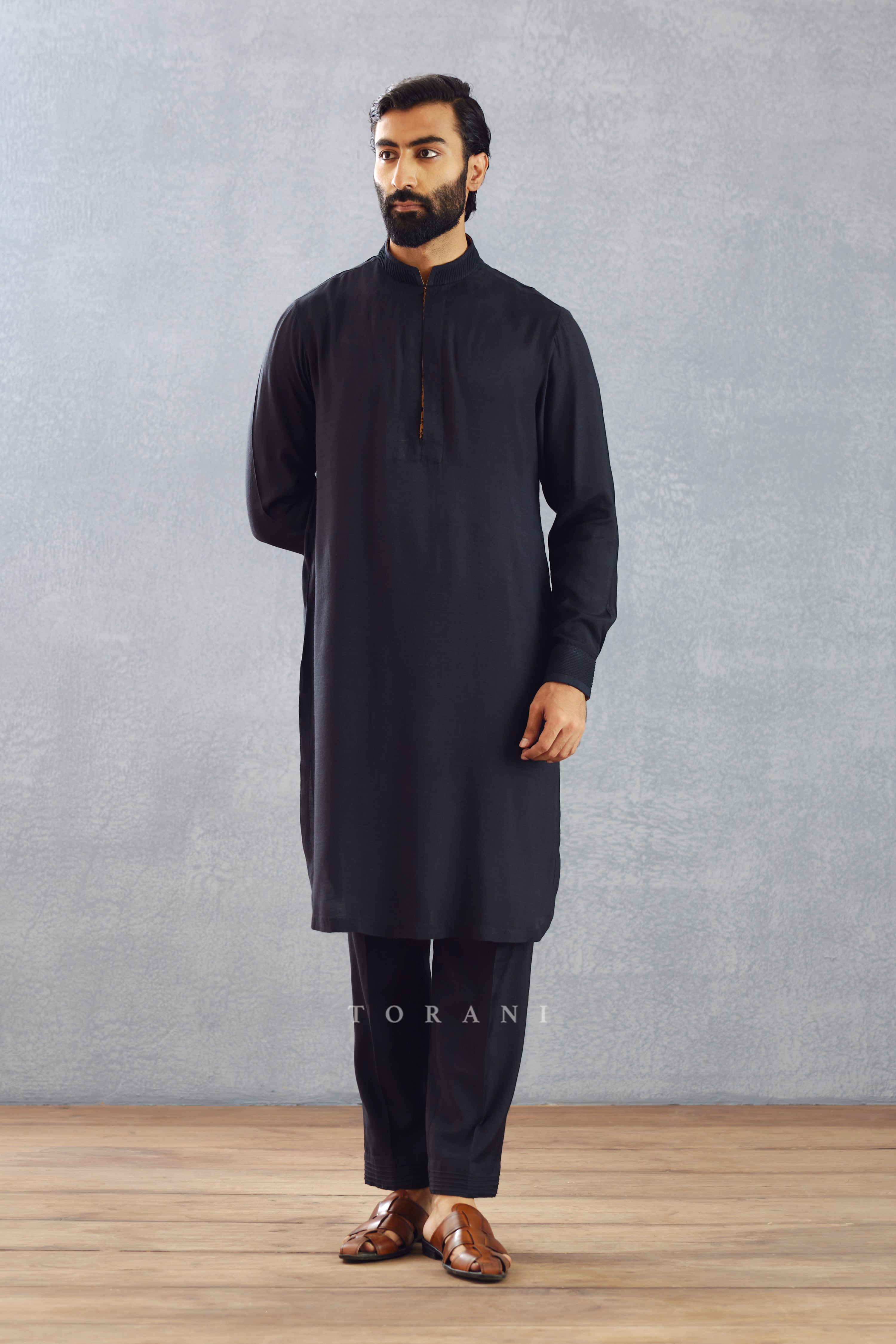 Gulghast Aarnik Bandi Set