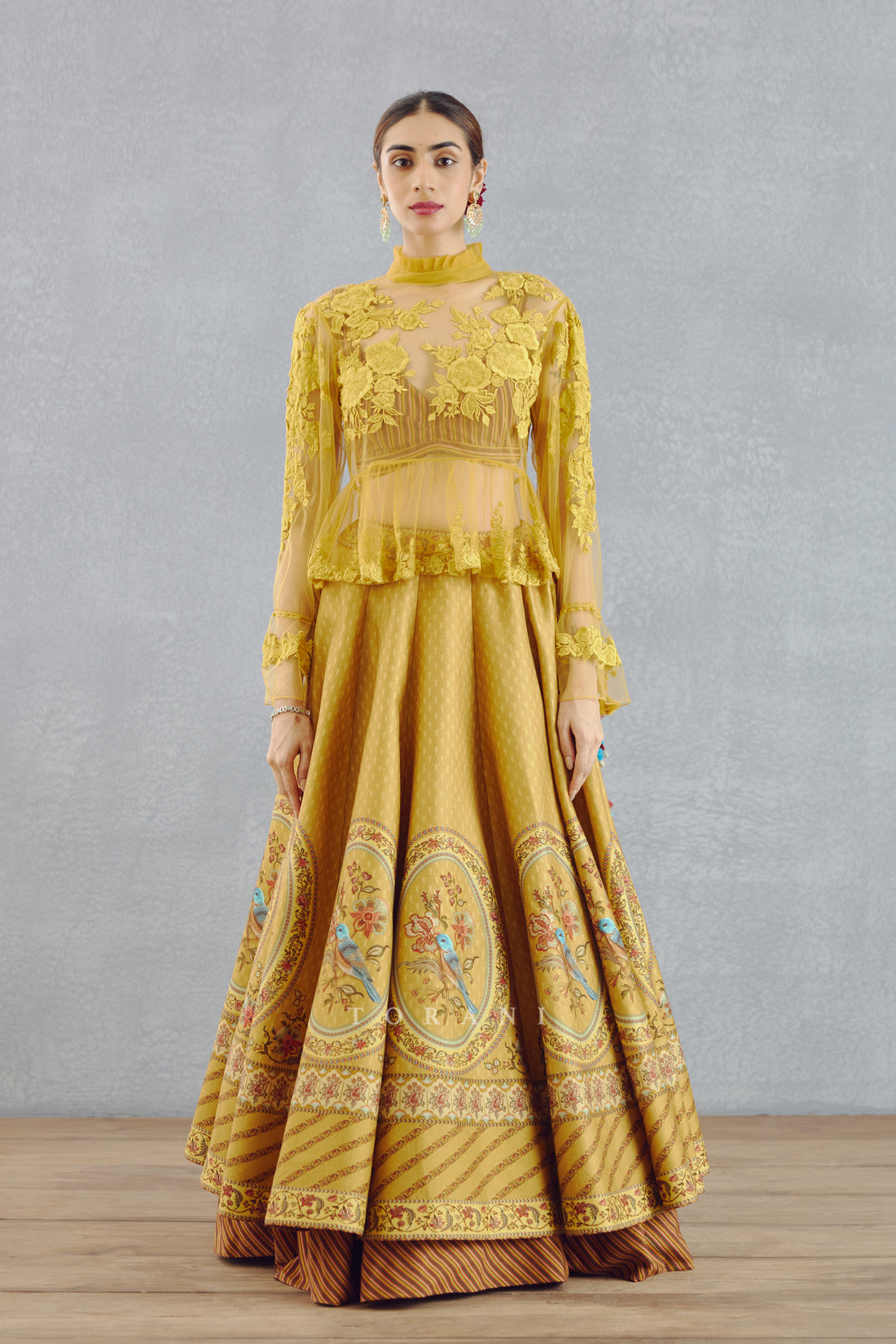 Sunehra Poulami Lehenga Set